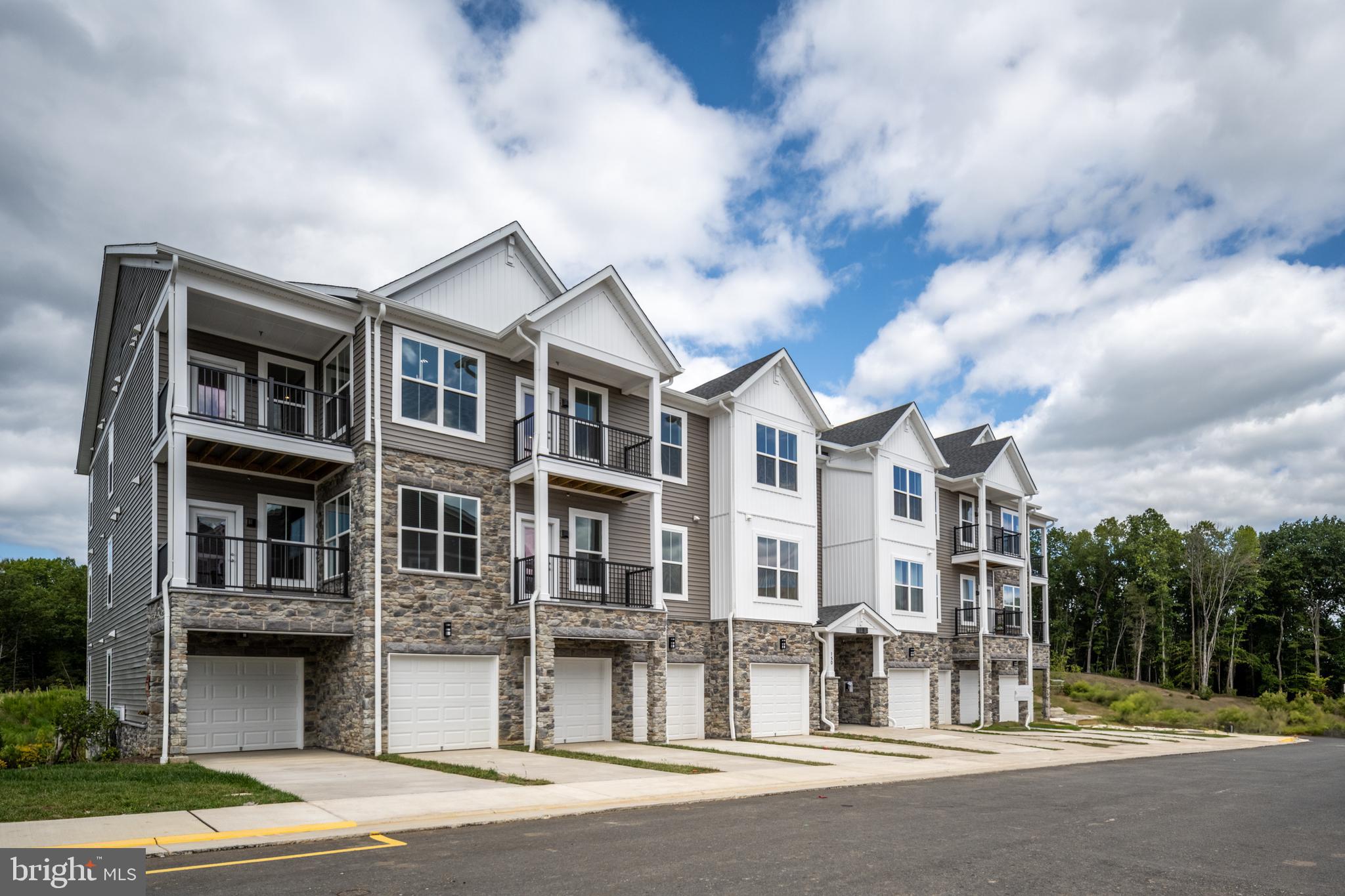 EMBREY MILL - Residential