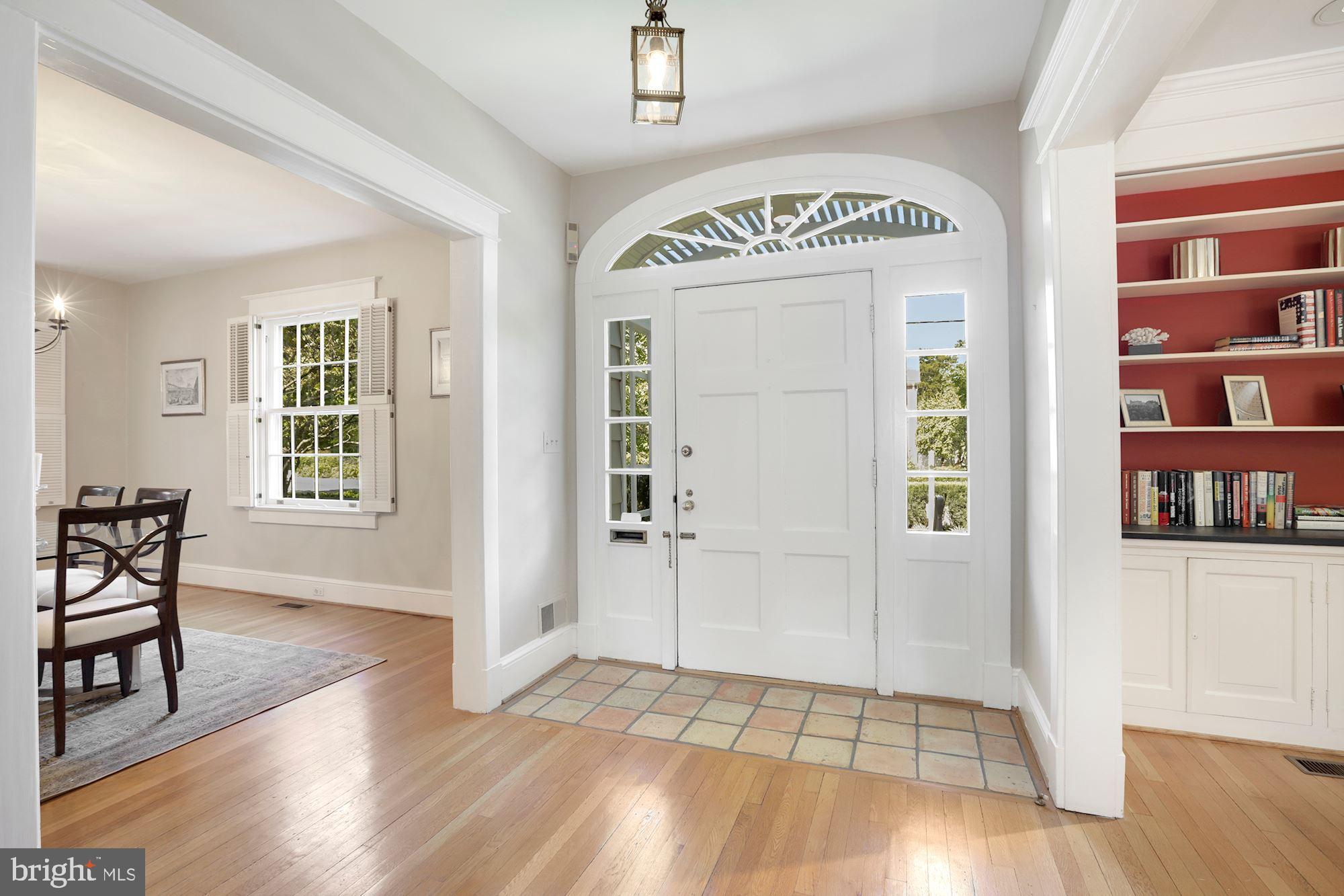 CHEVY CHASE VILLAGE - Residential