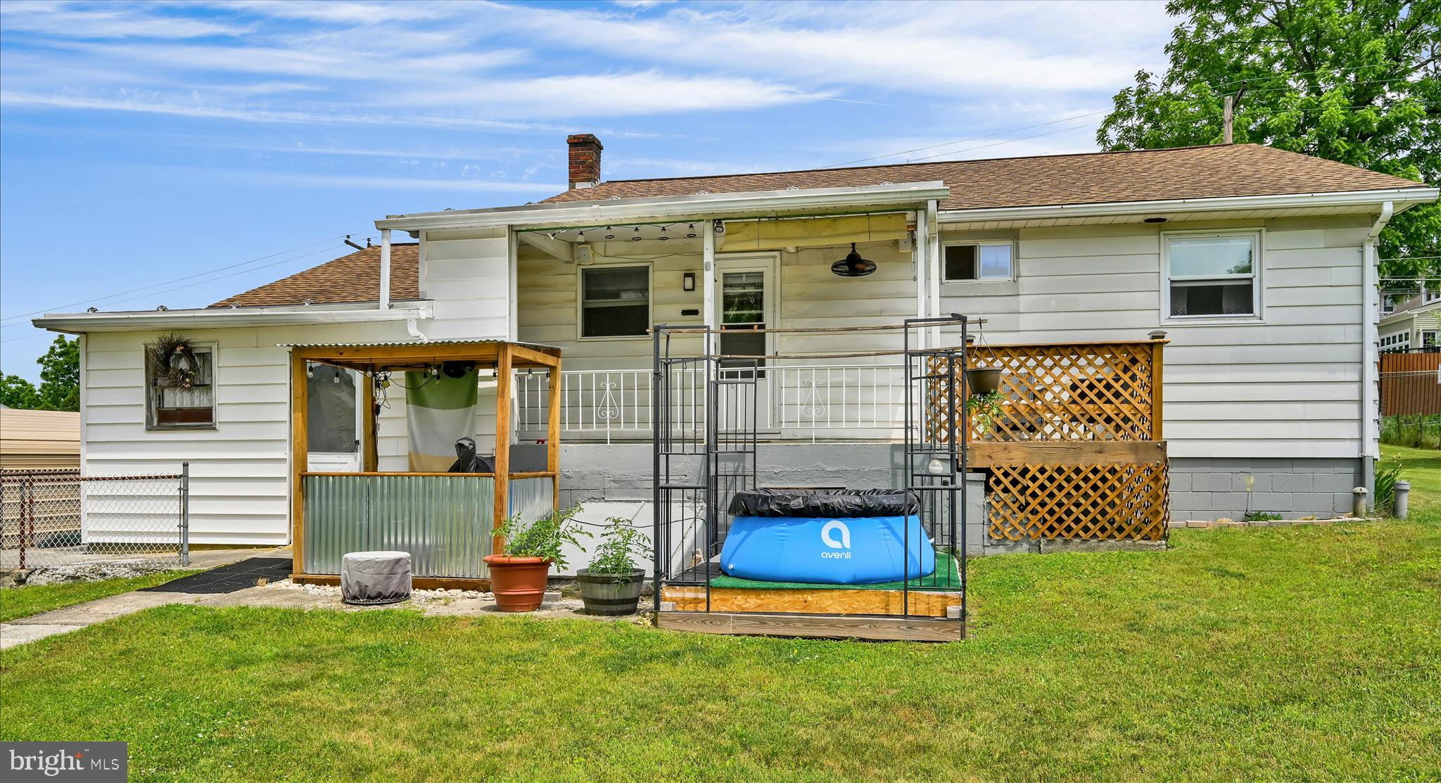 POTTSVILLE - Residential