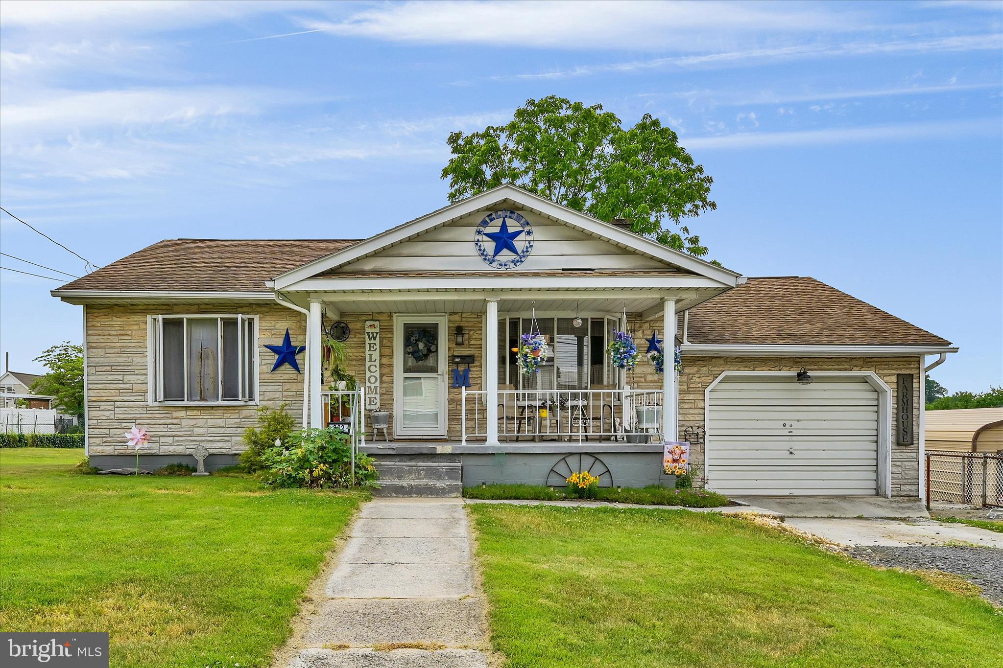 POTTSVILLE - Residential