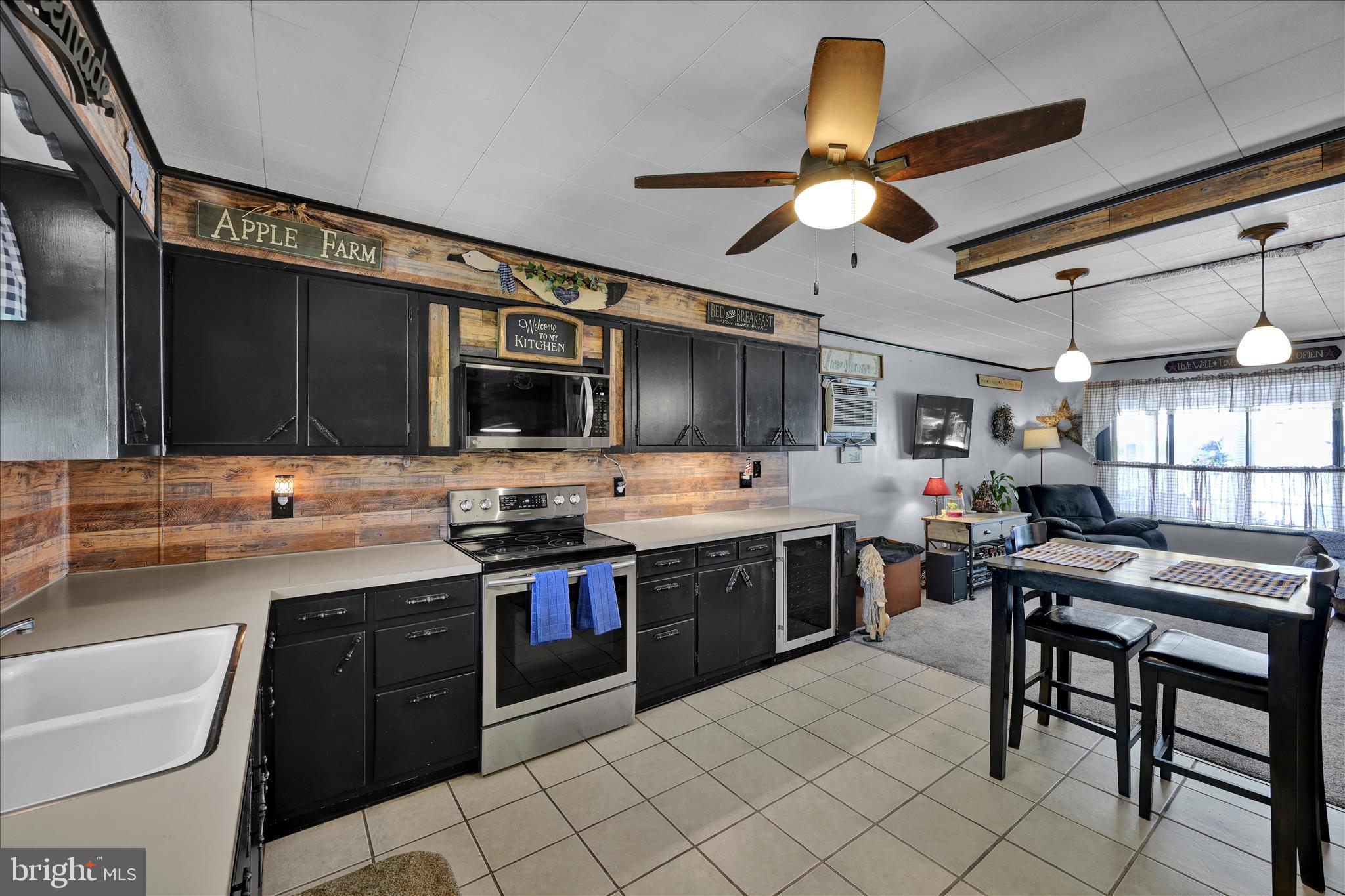 POTTSVILLE - Residential