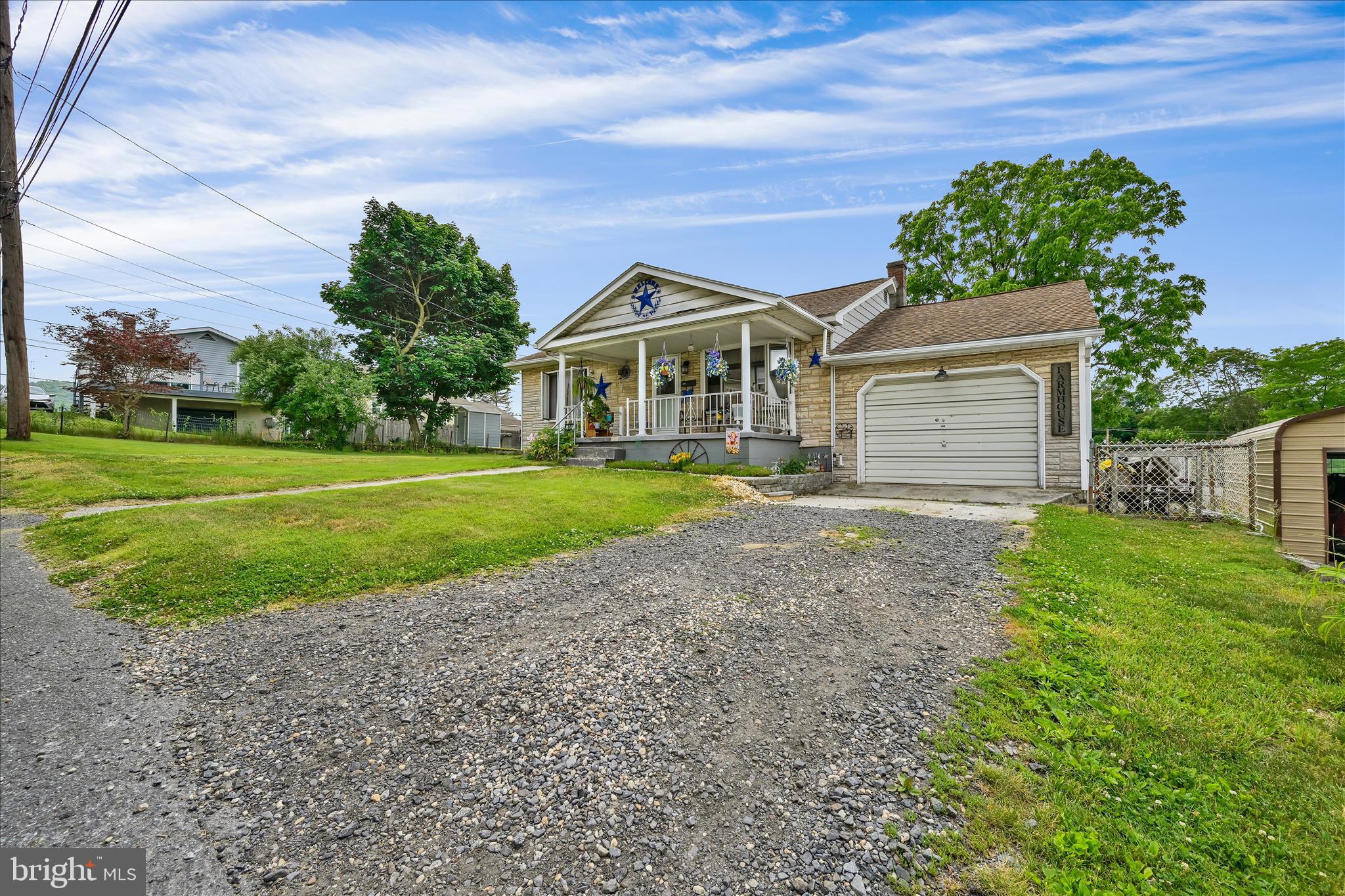 POTTSVILLE - Residential