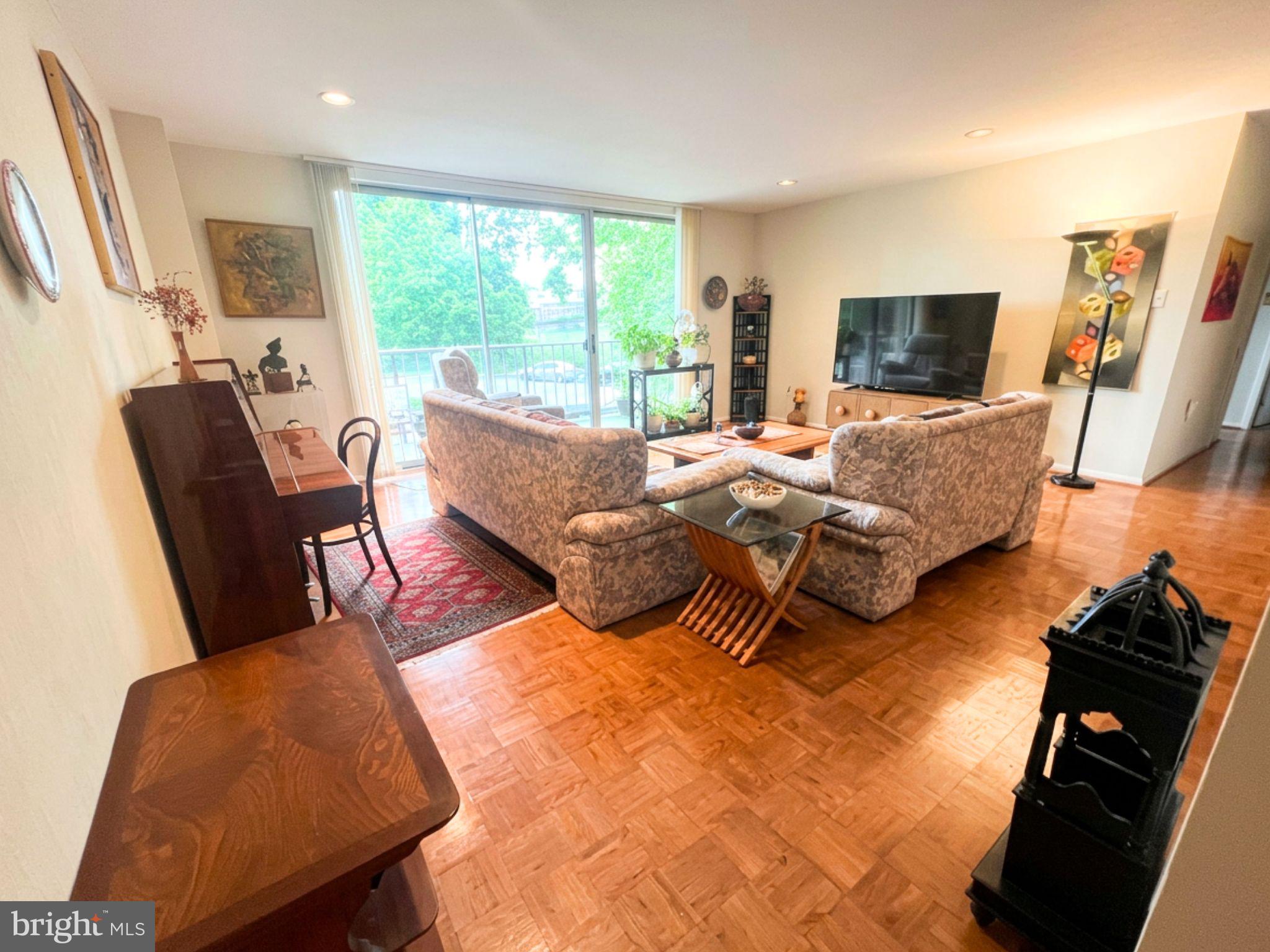 BEAVER HILL - Residential