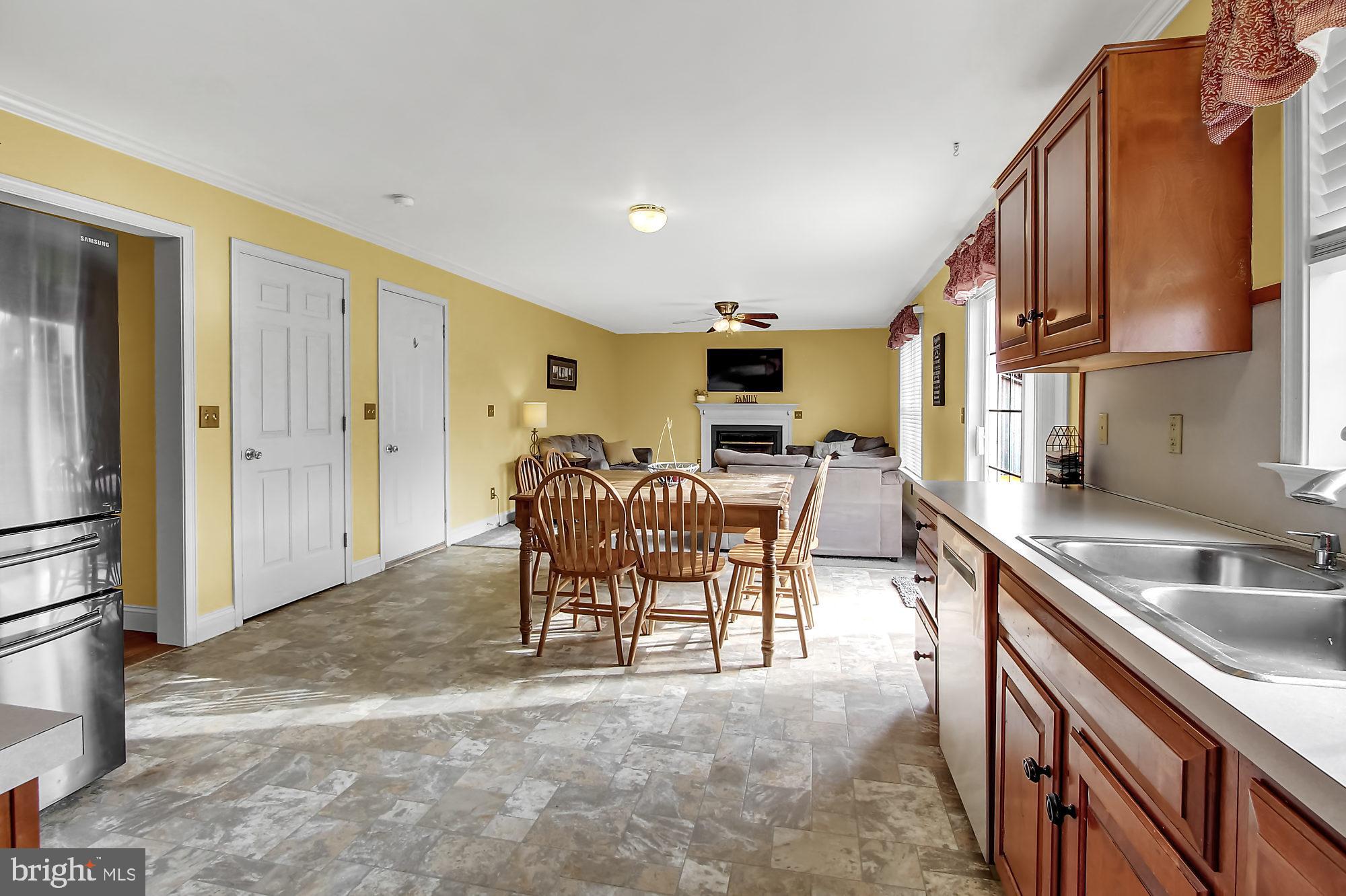 MILL SPRING MEADOW - Residential