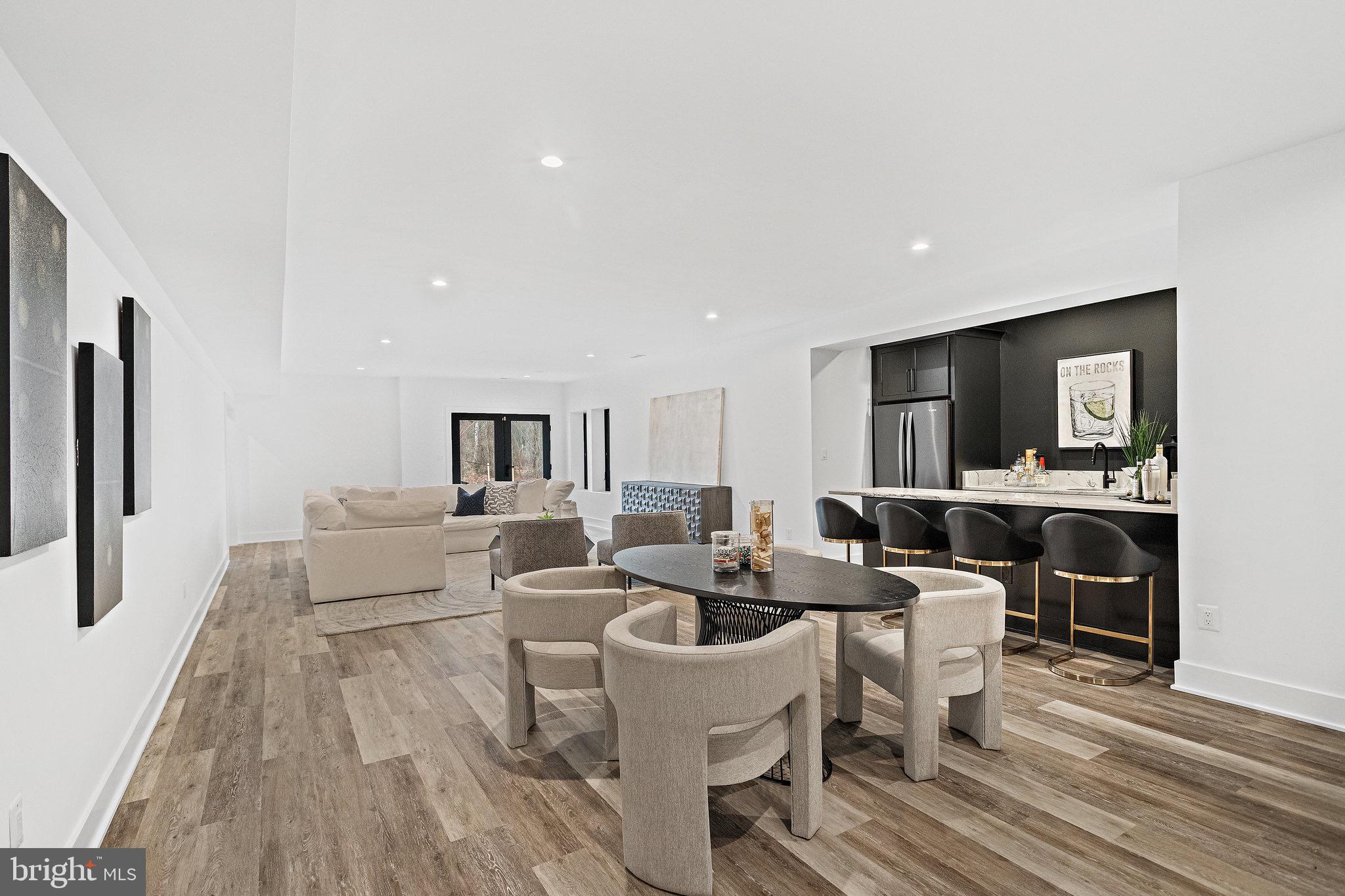 EL NIDO ESTATES - Residential