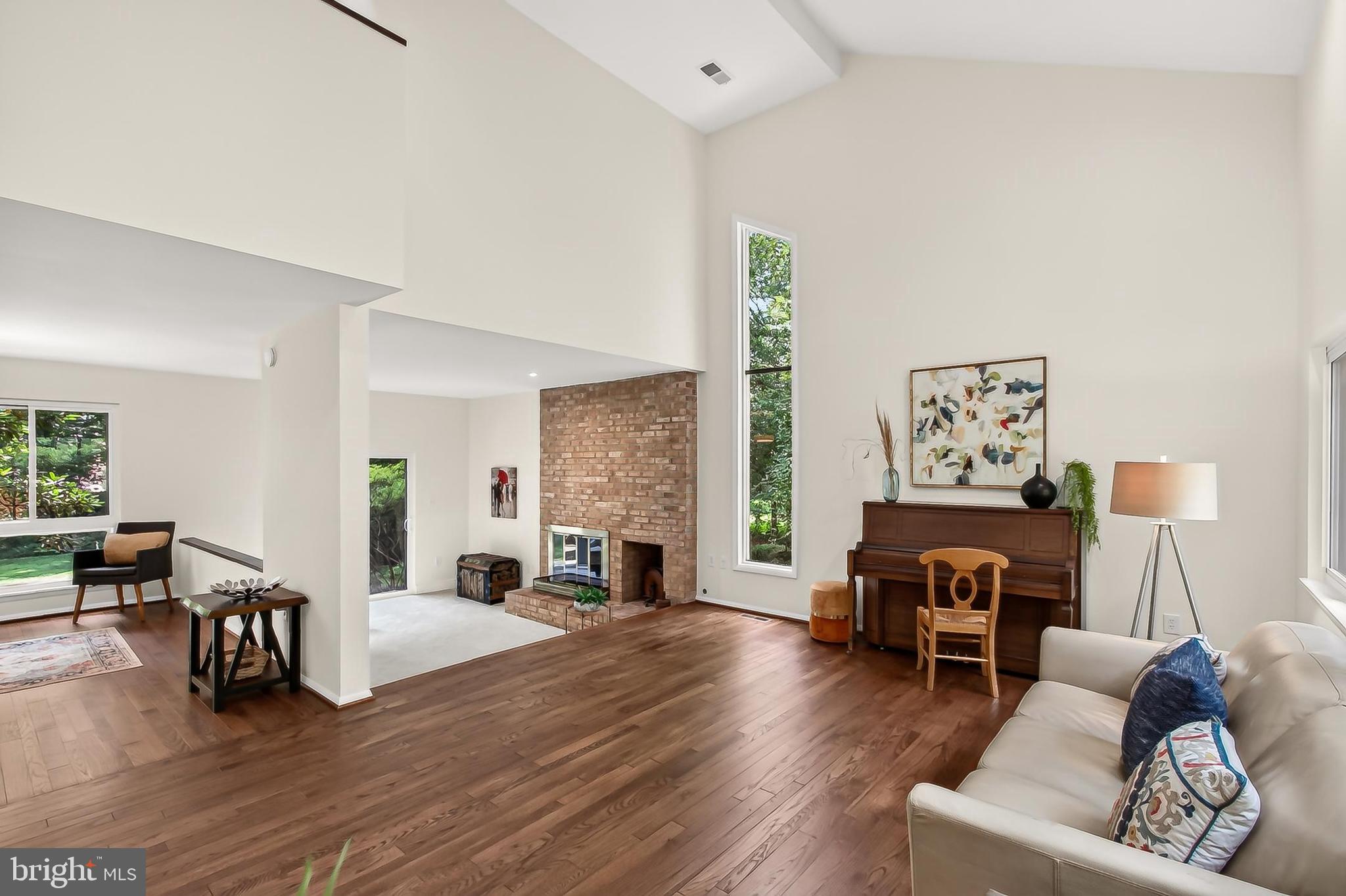 CARMEL IN THE WOODS - Residential