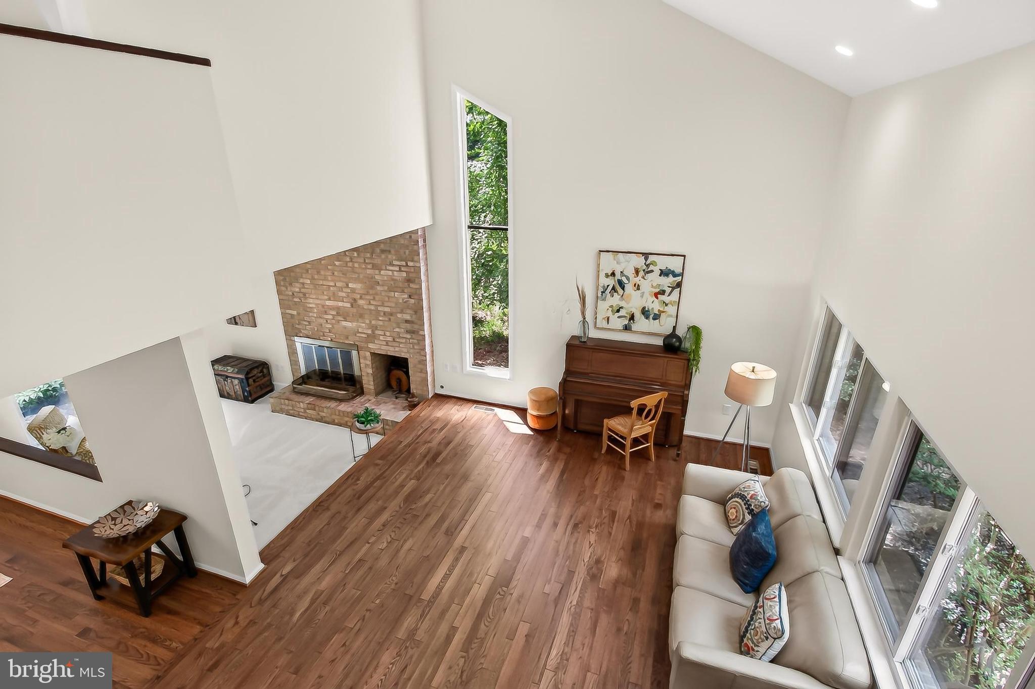 CARMEL IN THE WOODS - Residential