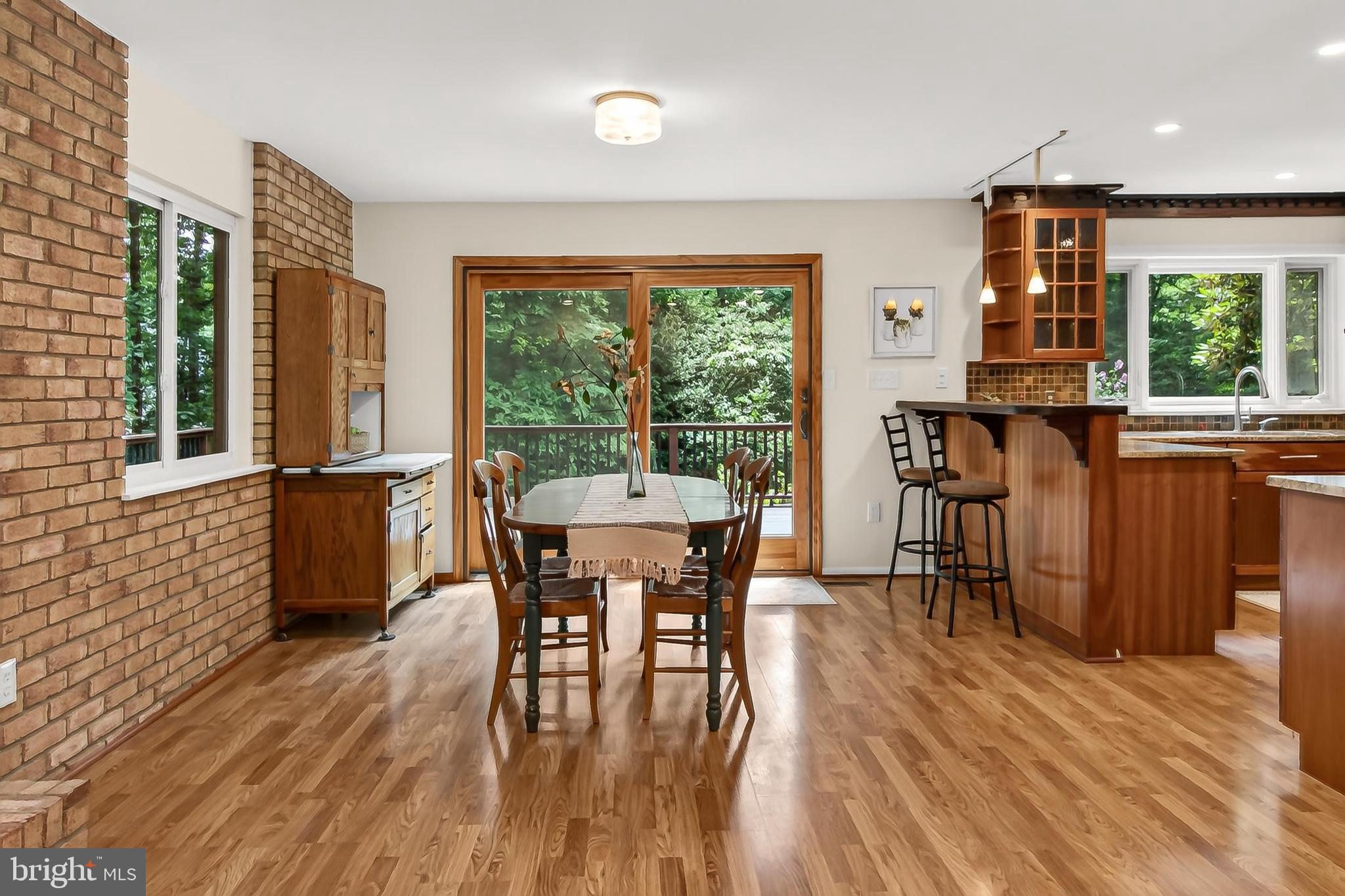 CARMEL IN THE WOODS - Residential