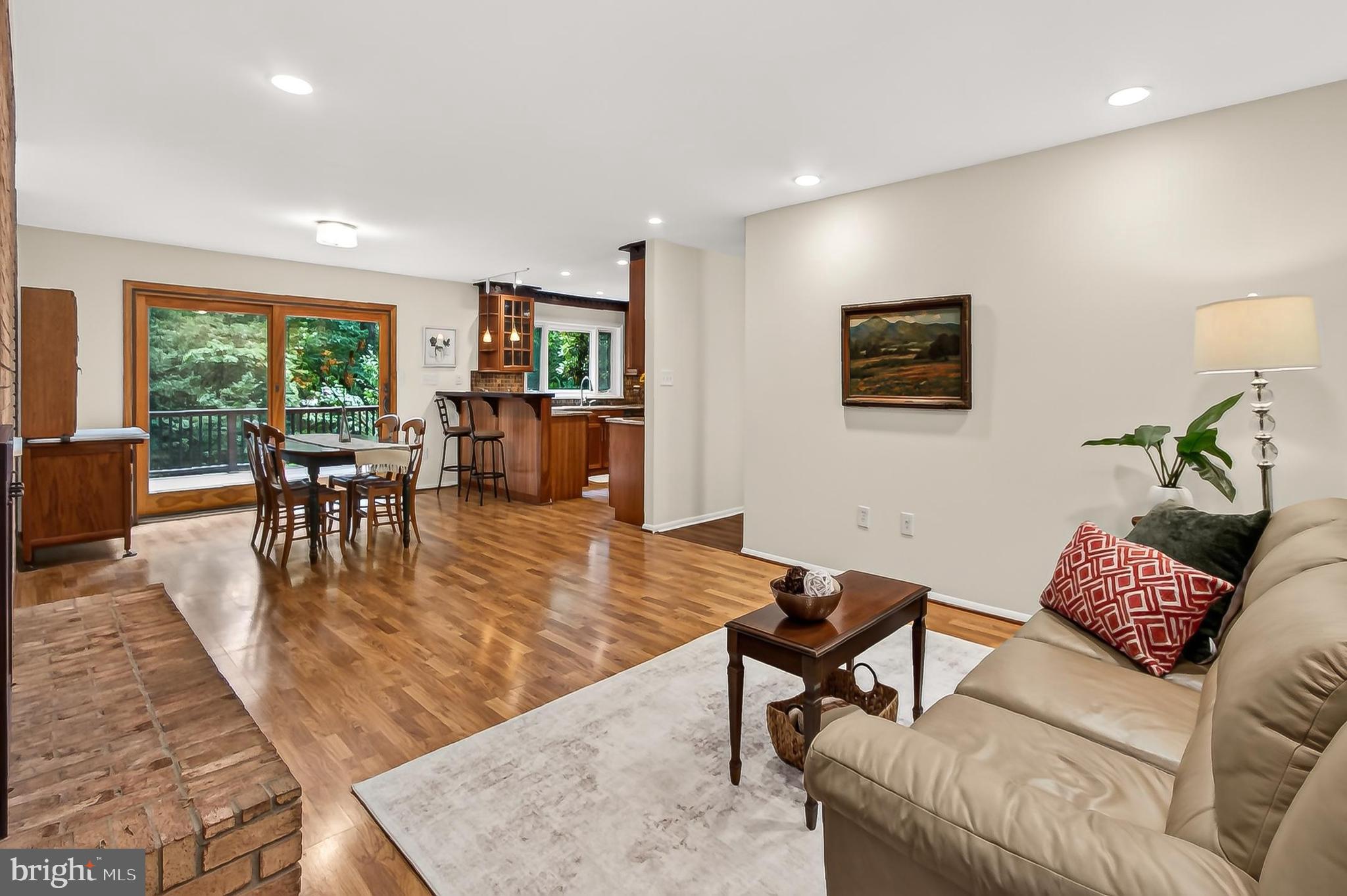 CARMEL IN THE WOODS - Residential