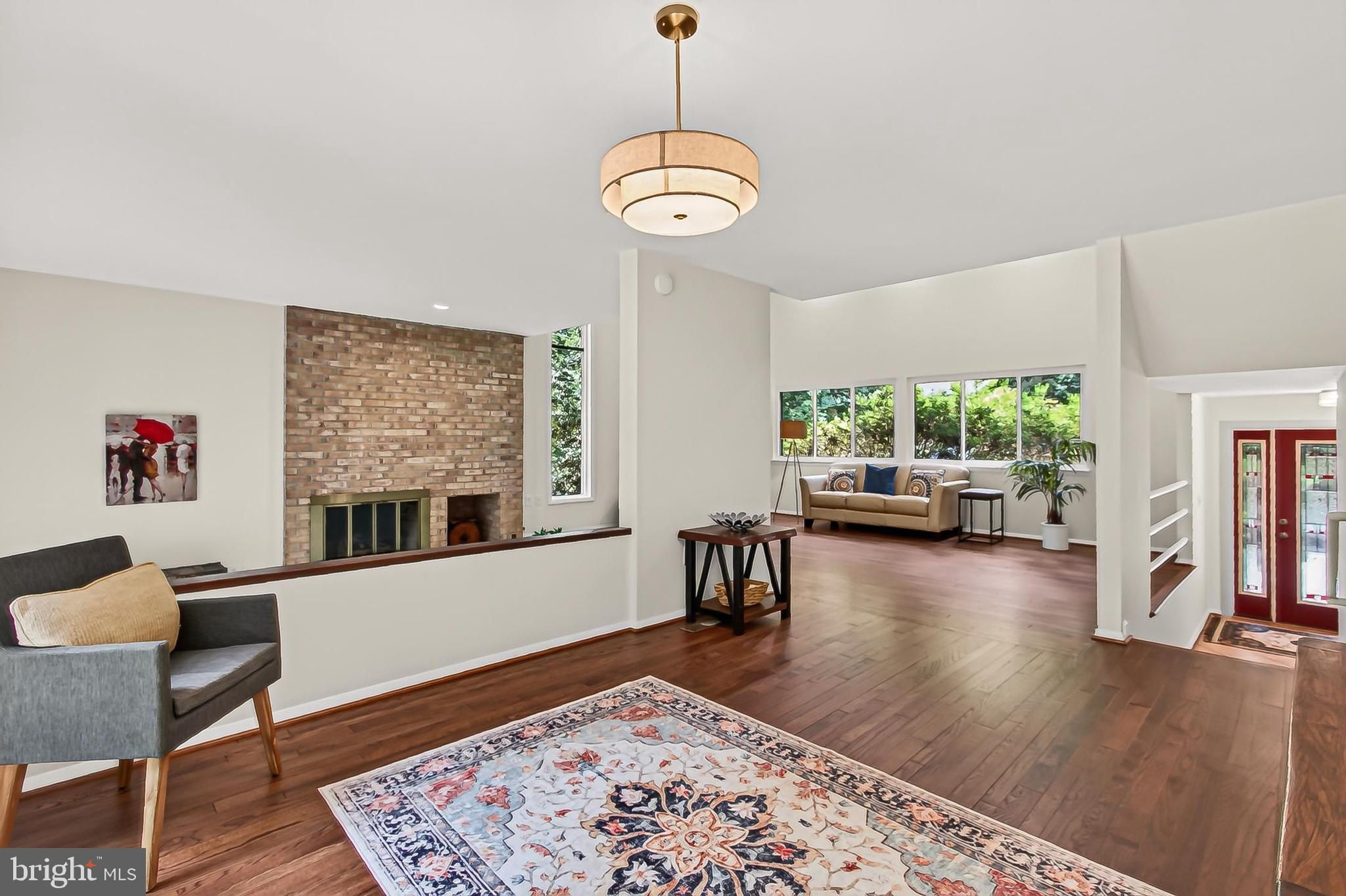 CARMEL IN THE WOODS - Residential