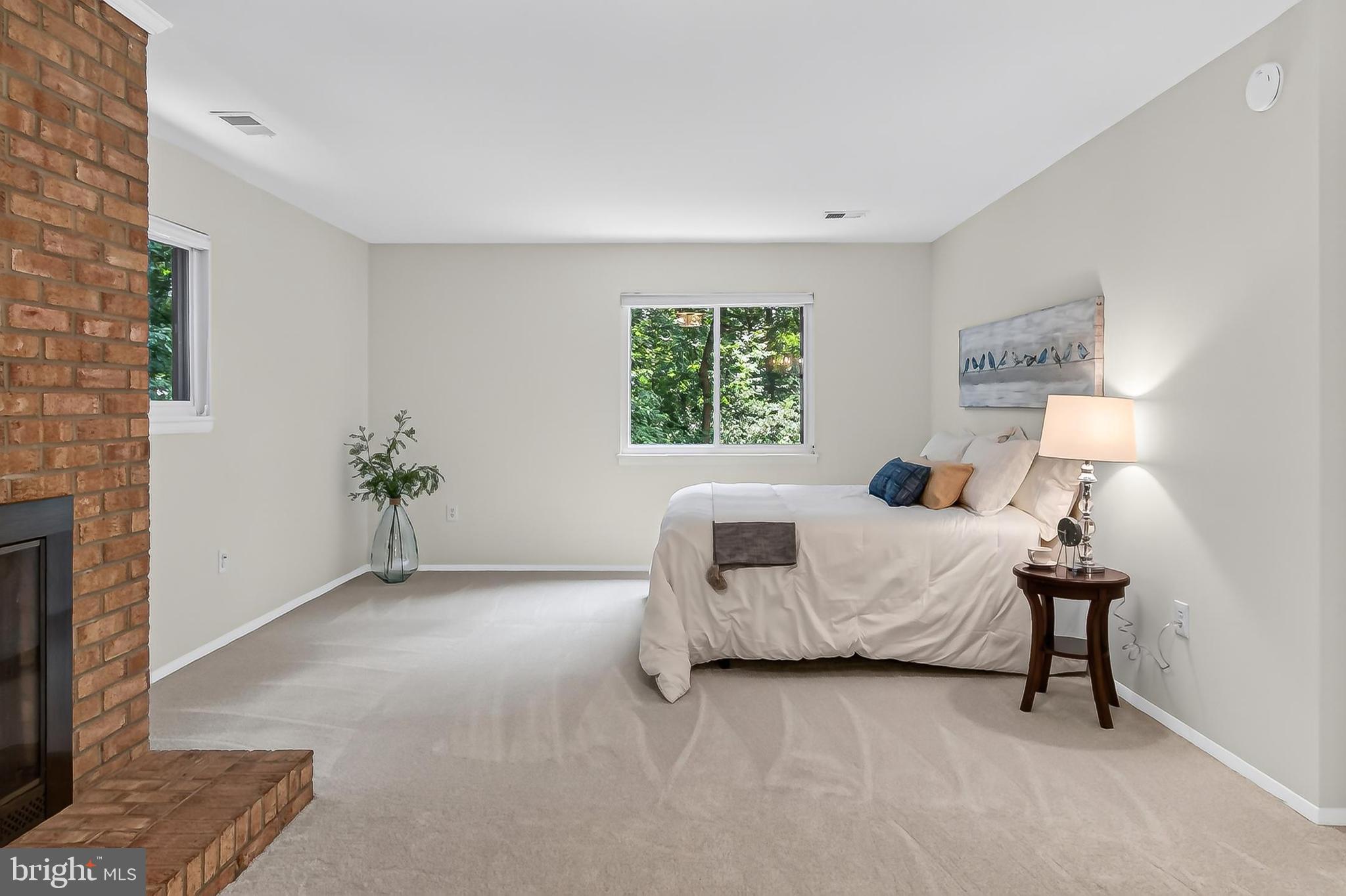 CARMEL IN THE WOODS - Residential