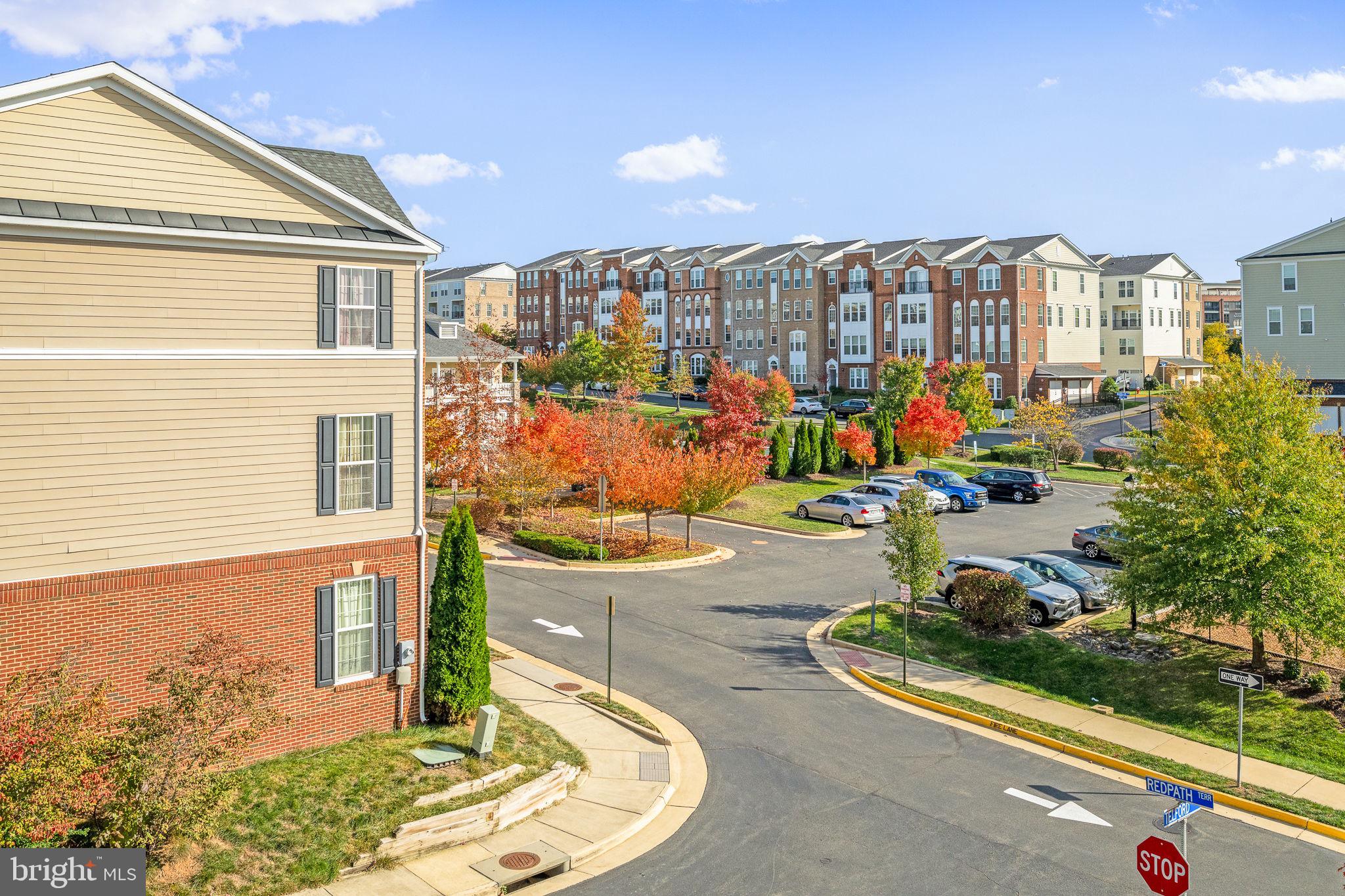 TOWNES AT GOOSE CREEK VILLAGE - Residential
