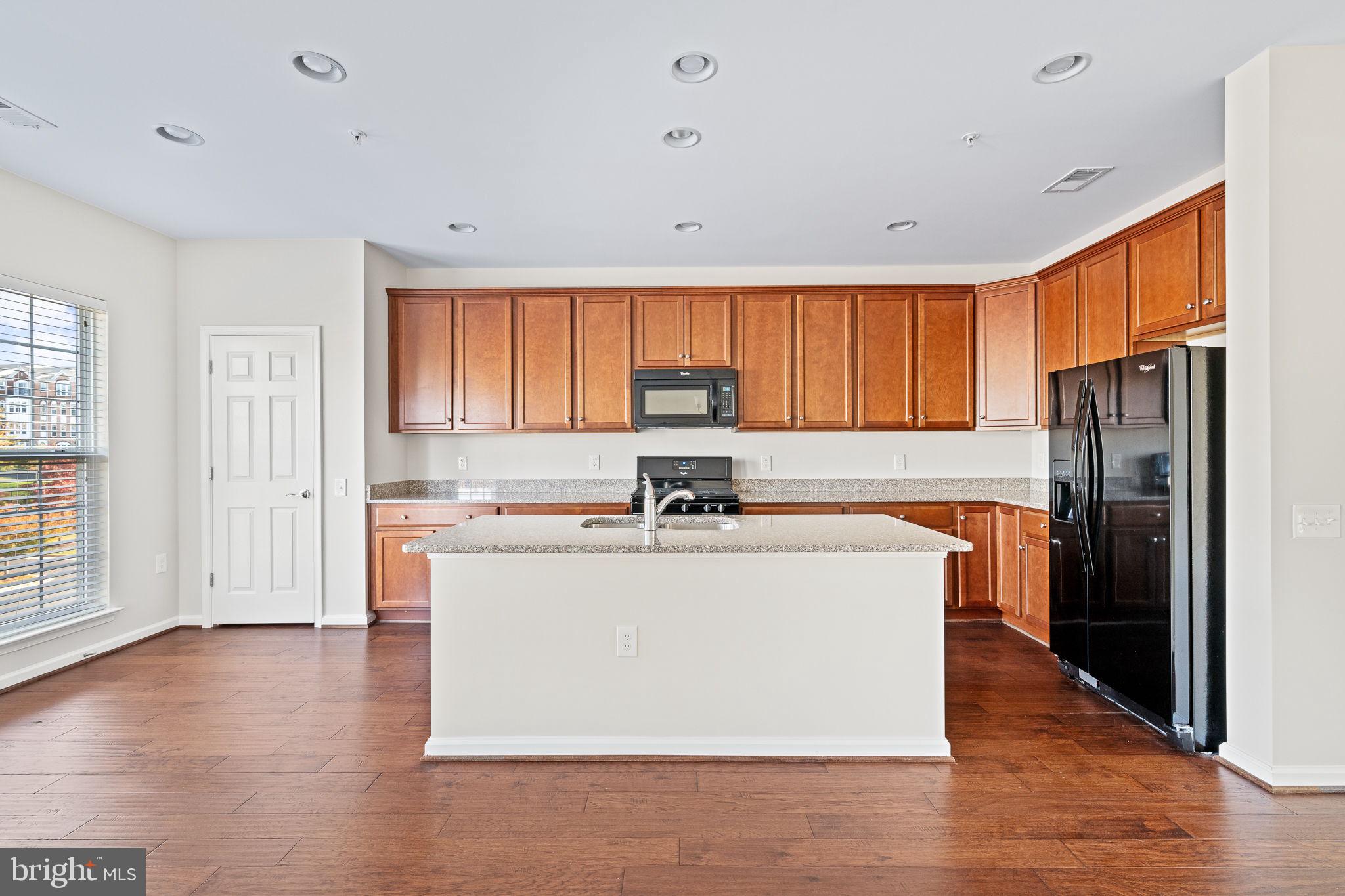 TOWNES AT GOOSE CREEK VILLAGE - Residential