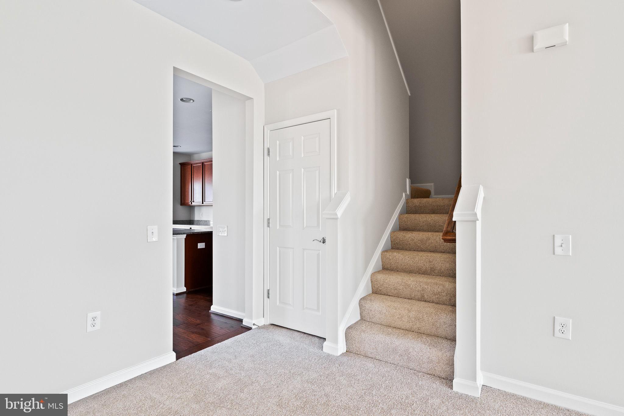 TOWNES AT GOOSE CREEK VILLAGE - Residential