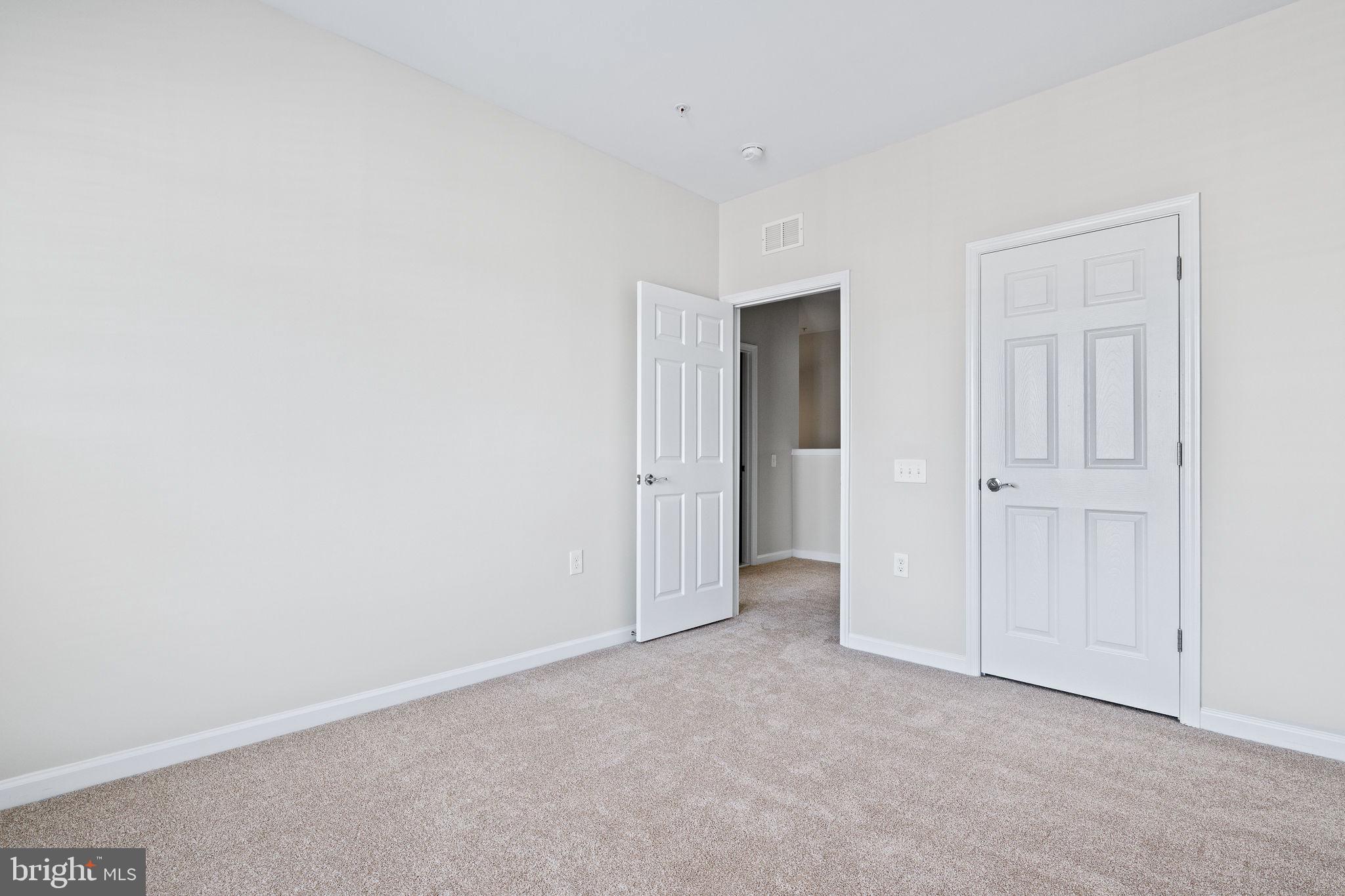 TOWNES AT GOOSE CREEK VILLAGE - Residential