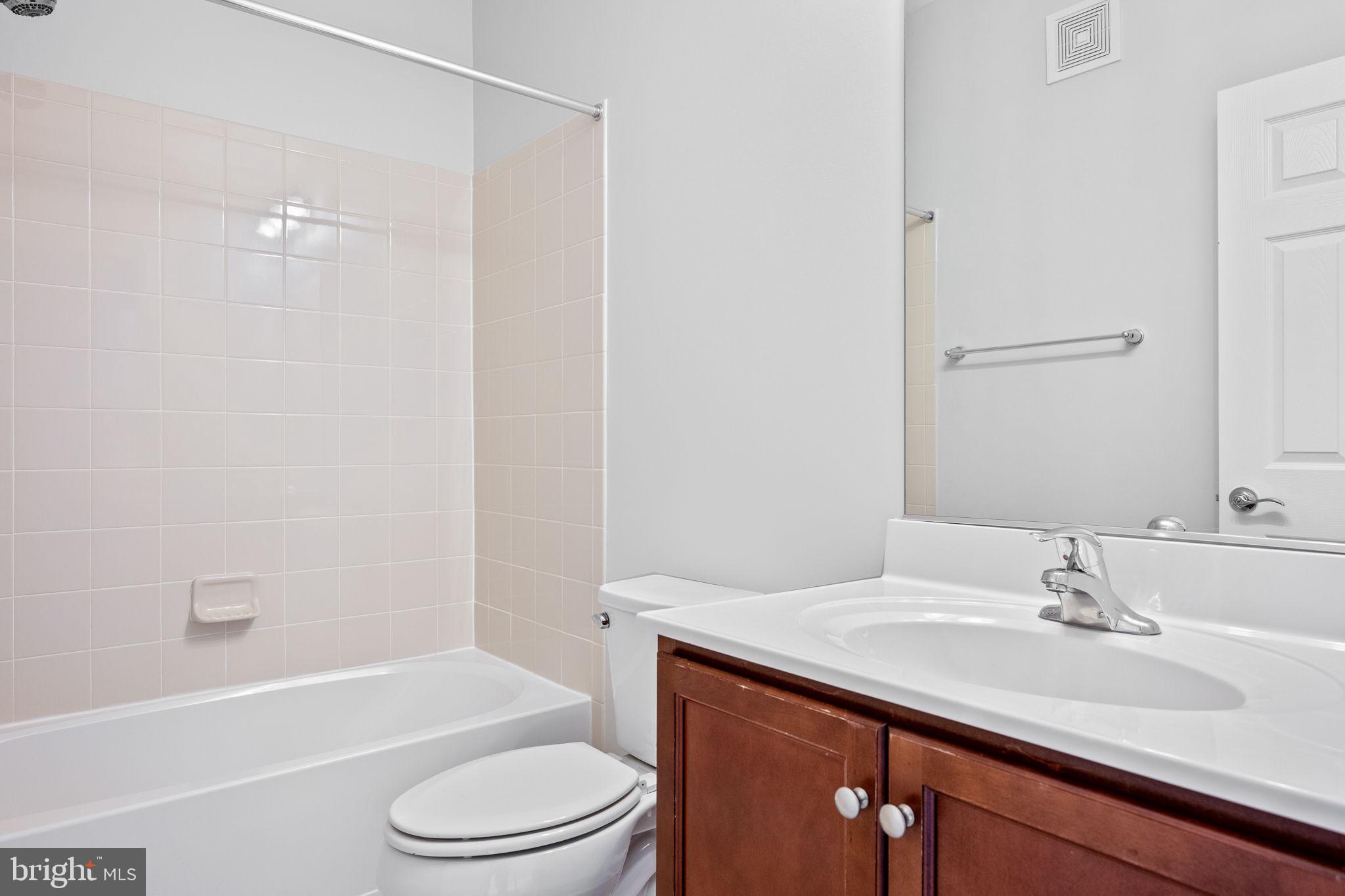 TOWNES AT GOOSE CREEK VILLAGE - Residential