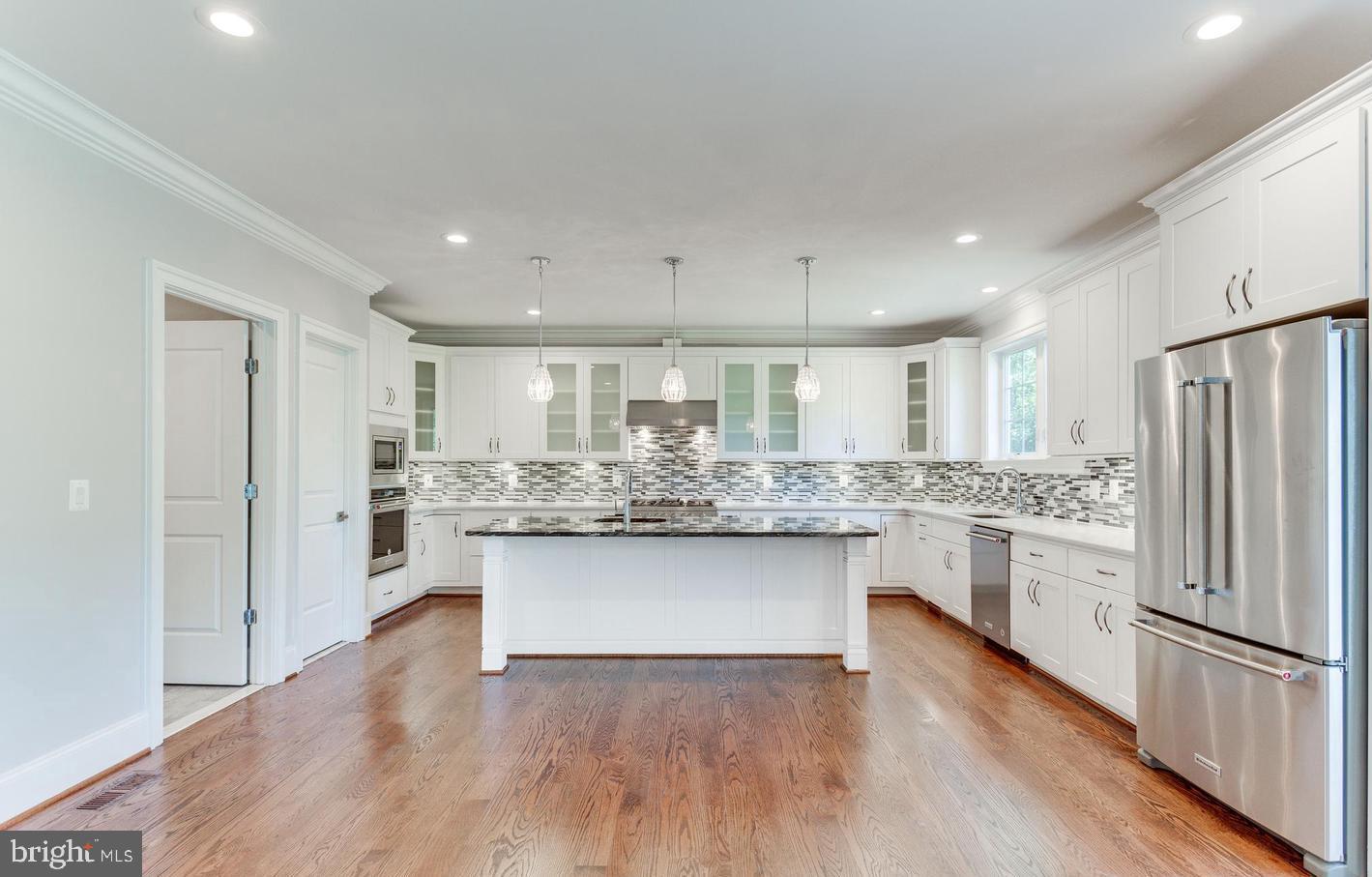 PIMMIT HILLS - Residential