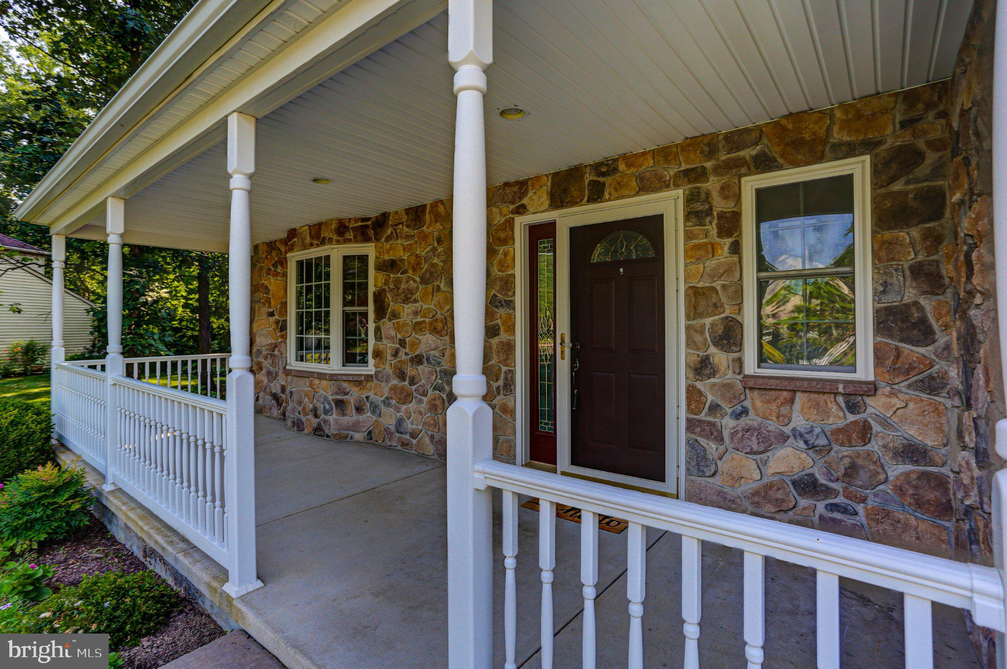 VILLAGE GREENE - Residential