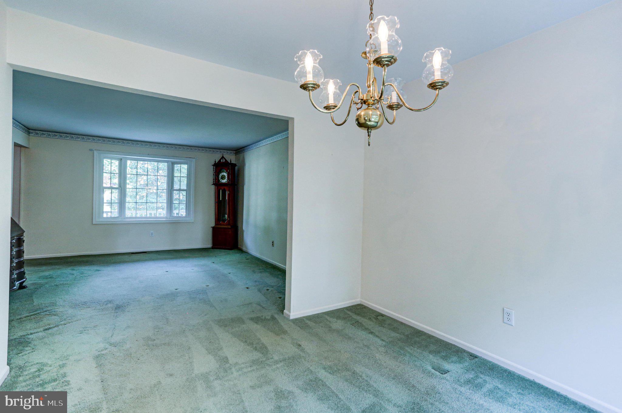 VILLAGE GREENE - Residential