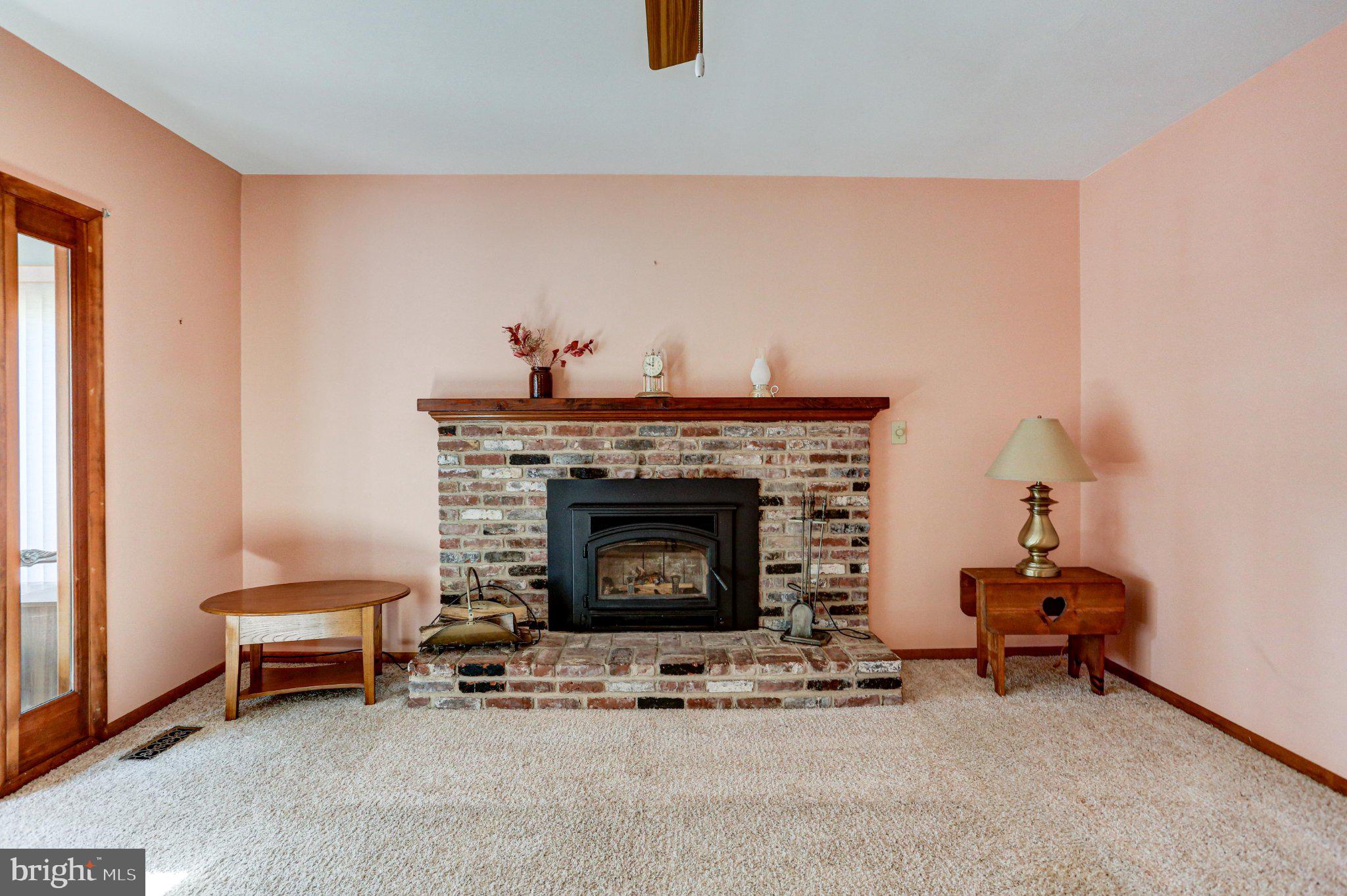 VILLAGE GREENE - Residential
