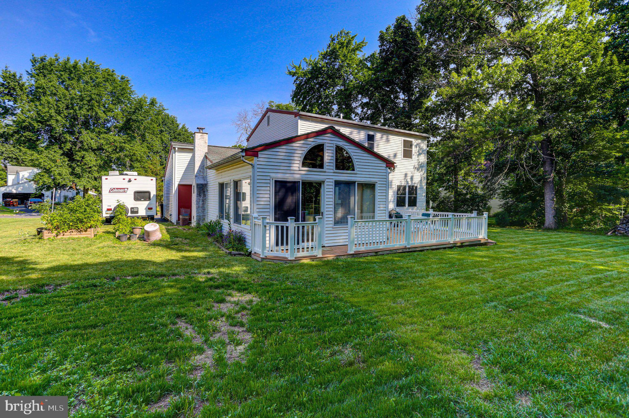 VILLAGE GREENE - Residential