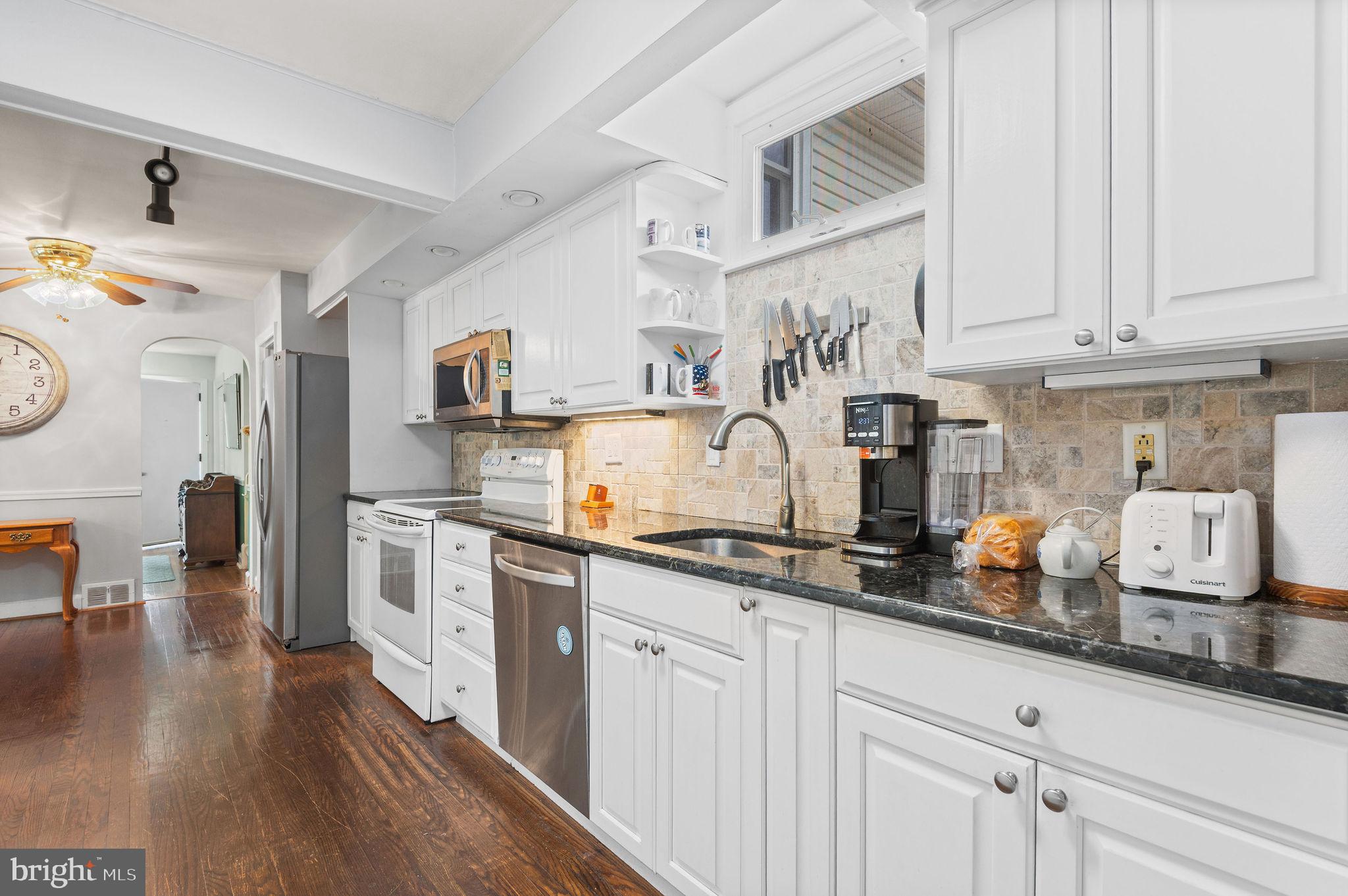 CHERRY LANE ACRES - Residential