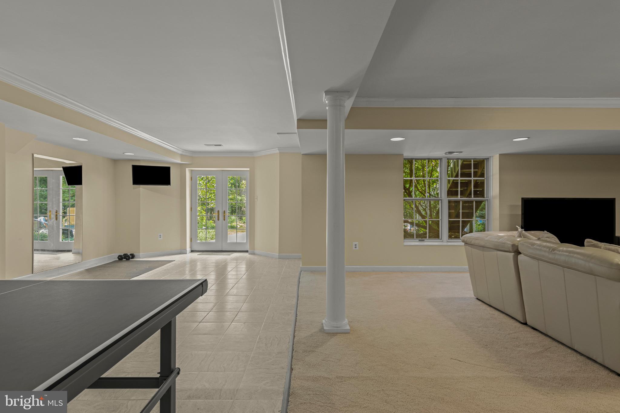 LEOPARD FARMS - Residential