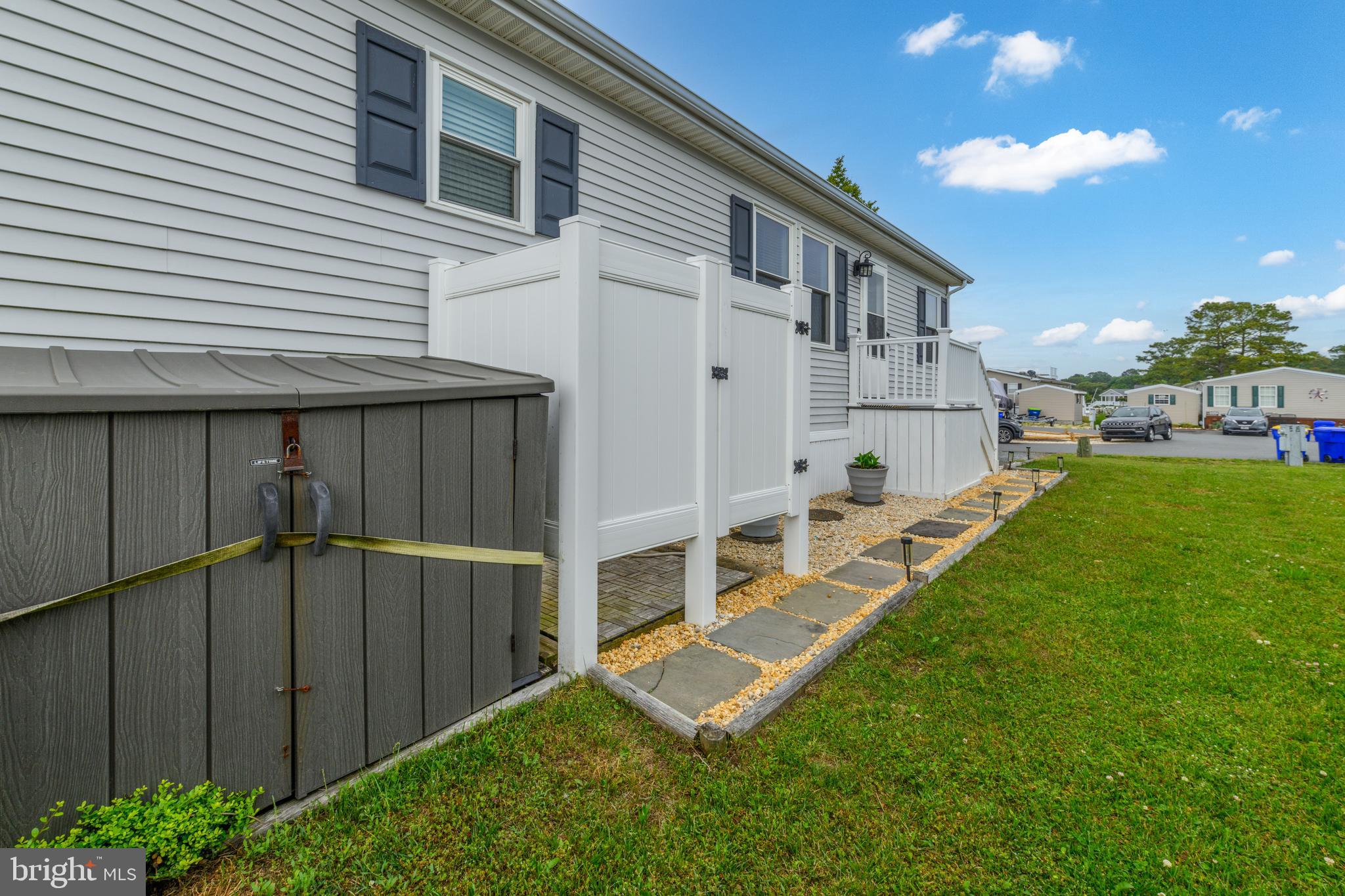 POTNETS BAYSIDE - Residential