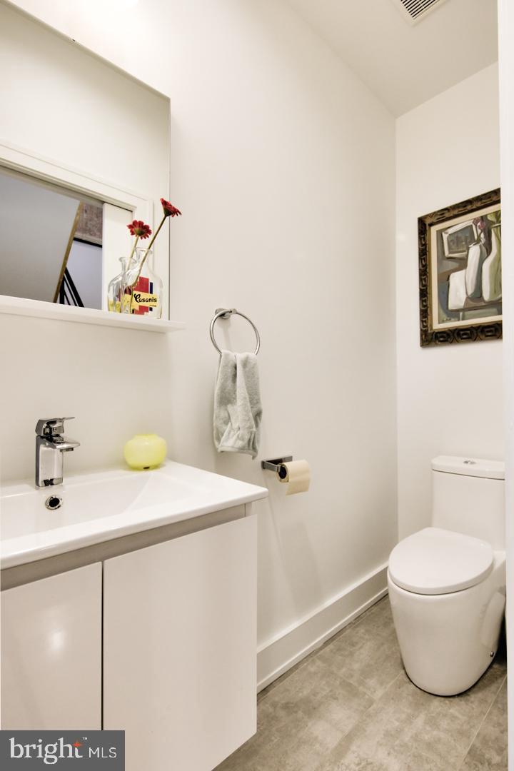 OLDE KENSINGTON - Residential