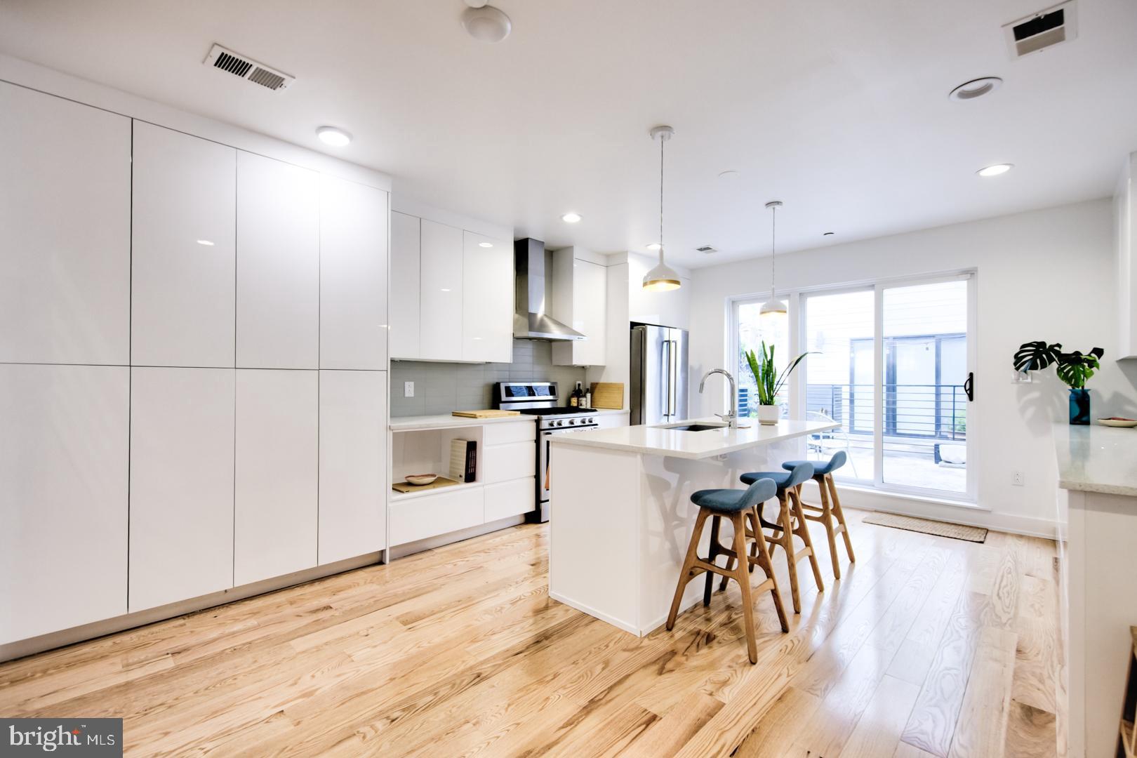 OLDE KENSINGTON - Residential