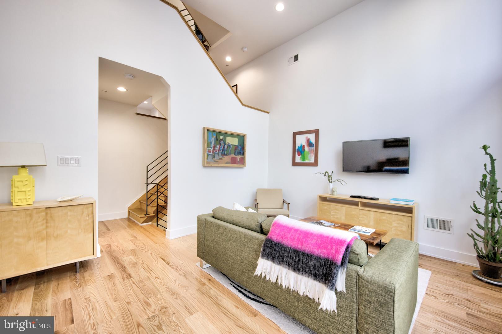 OLDE KENSINGTON - Residential