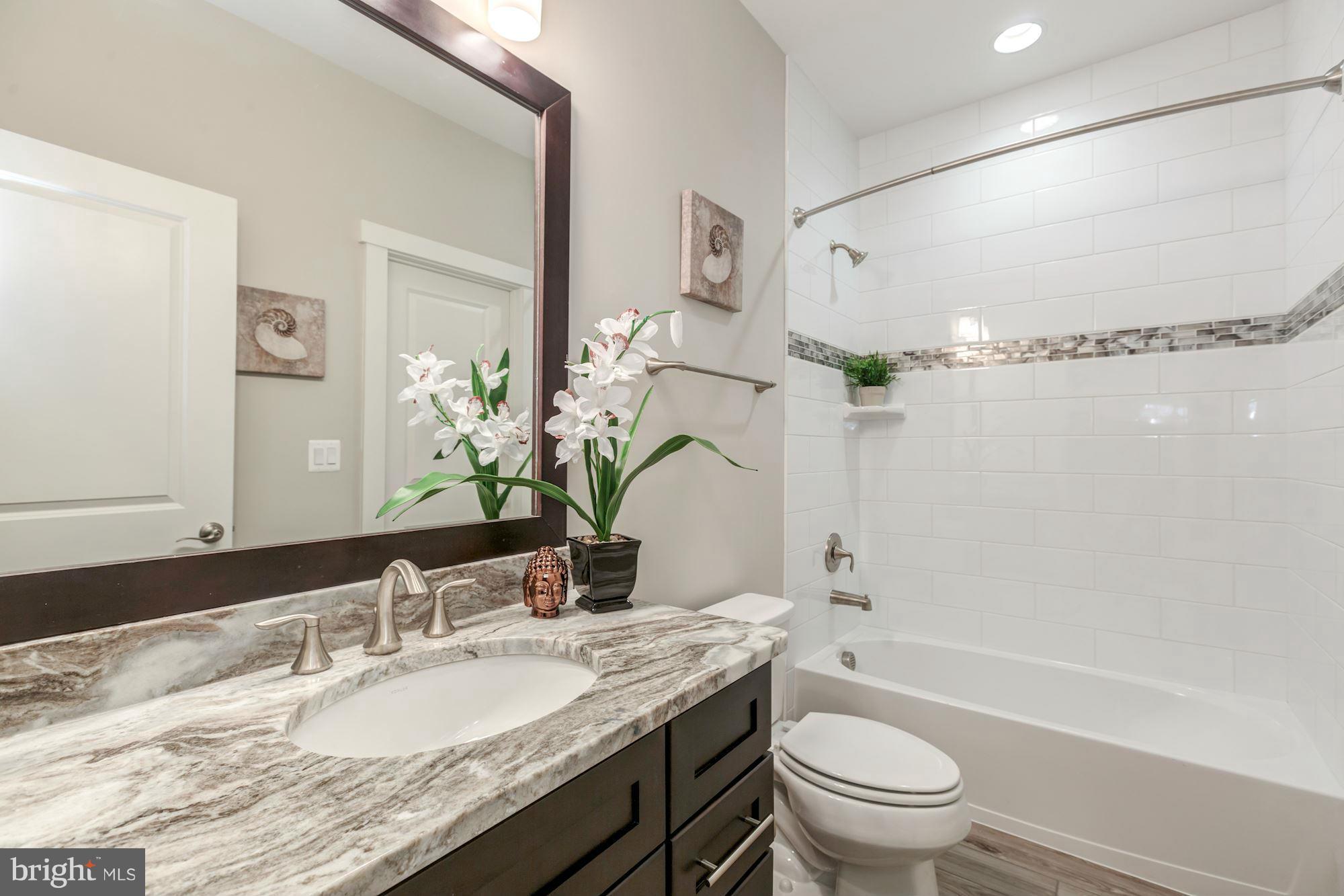 BERKSHIRE OAKWOOD - Residential