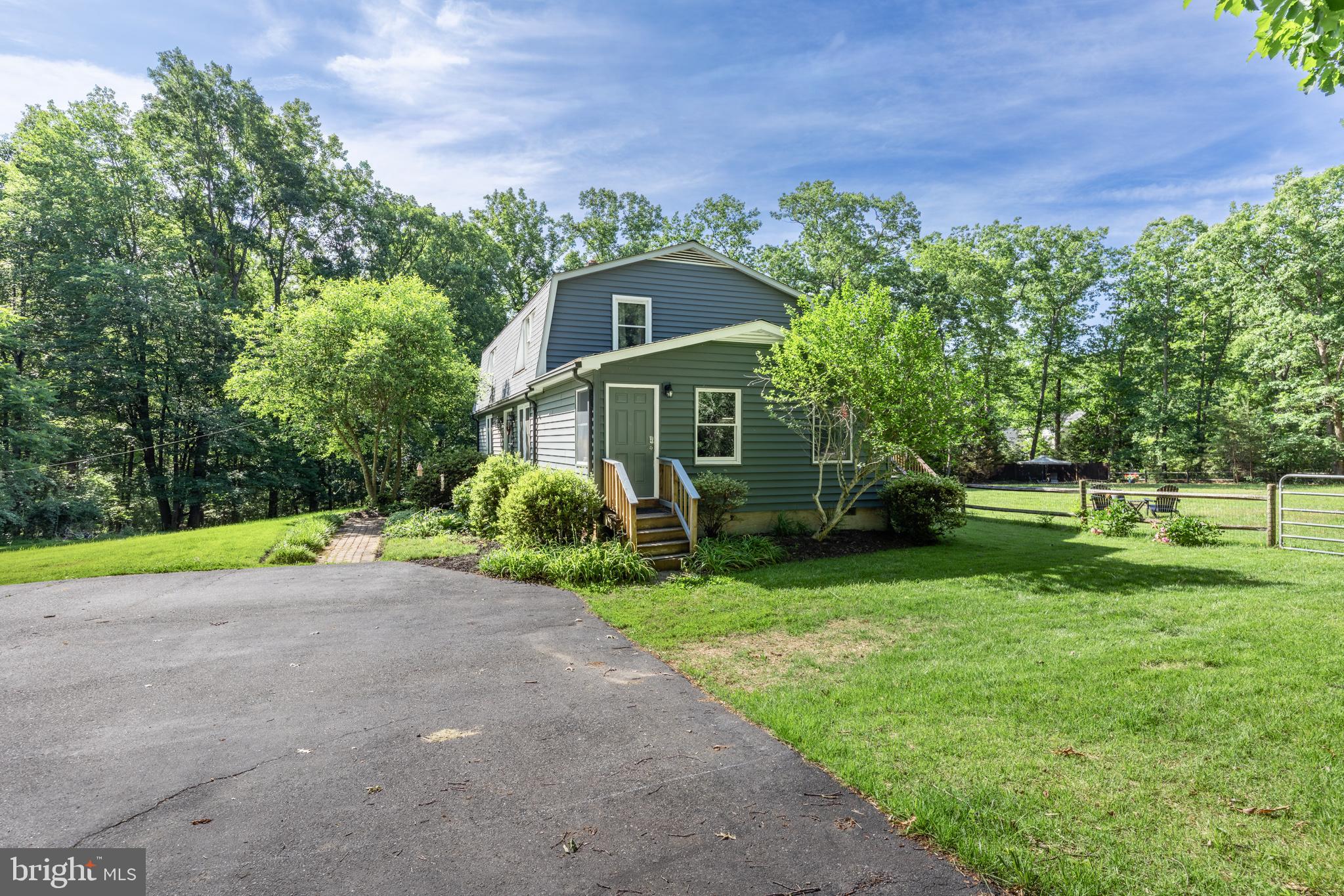 HILLENDALE - Residential