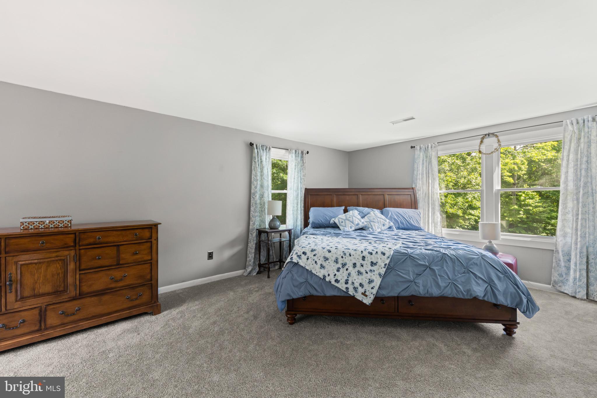 HILLENDALE - Residential