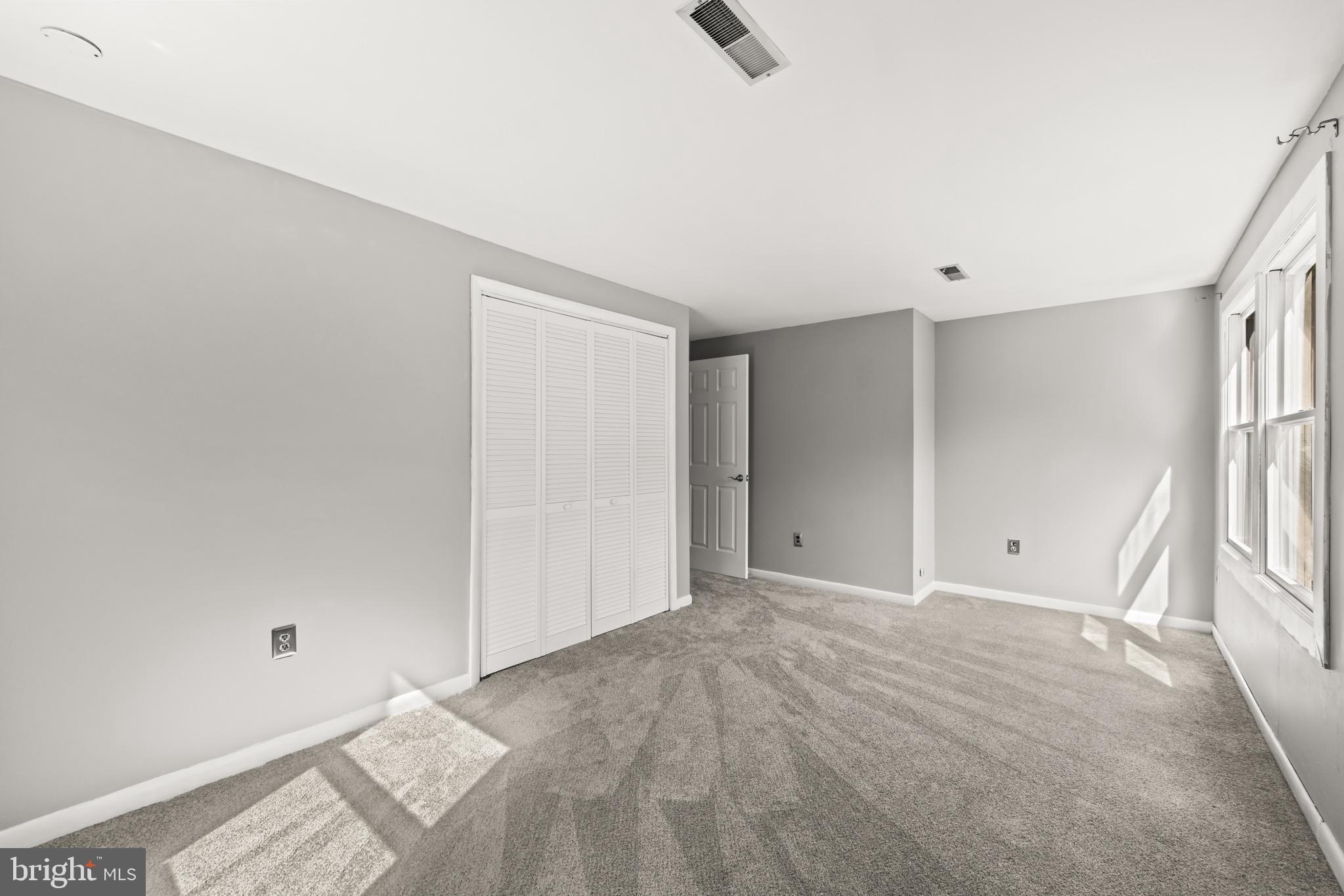 HILLENDALE - Residential