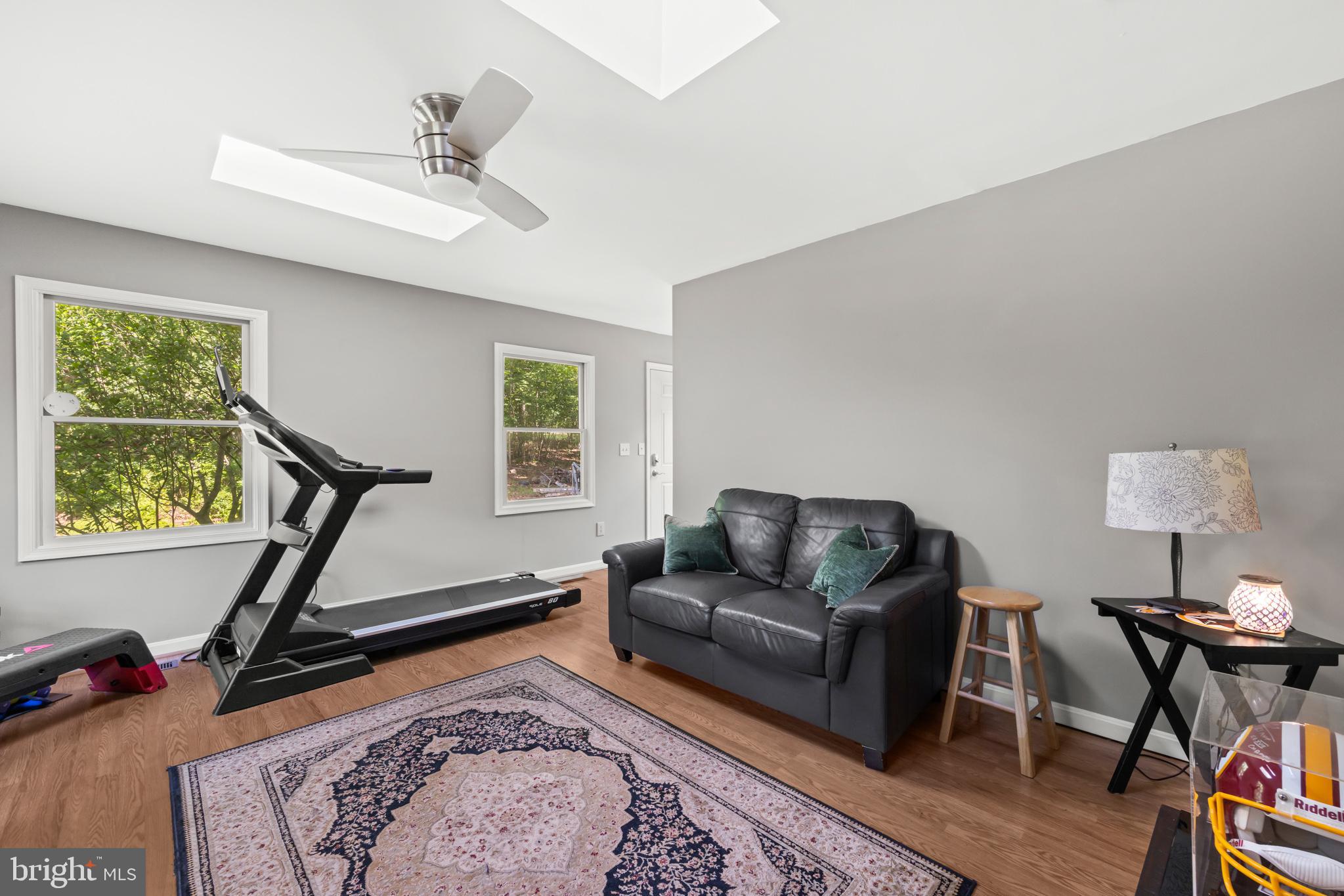 HILLENDALE - Residential