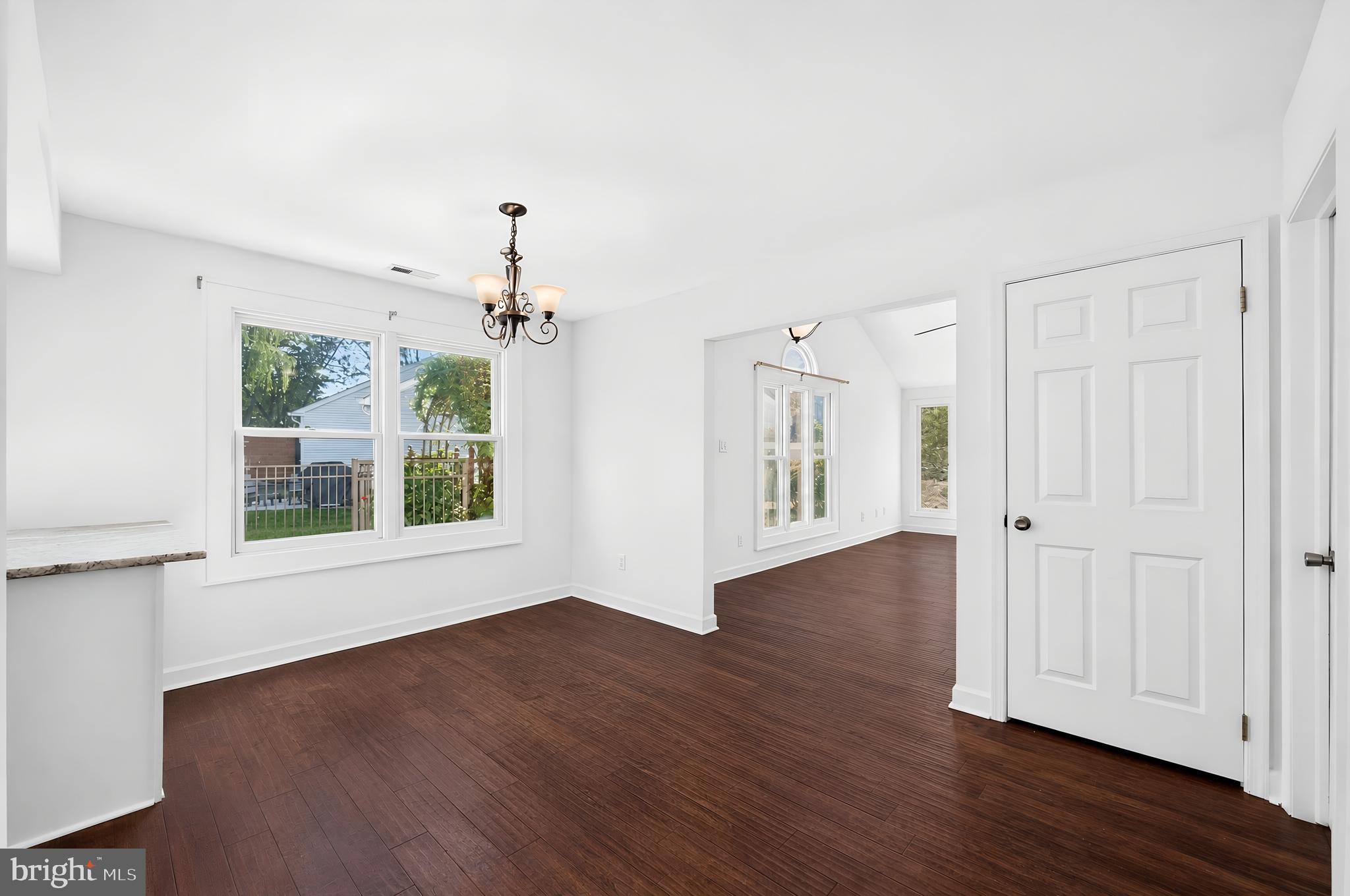 SUMMIT TRACE - Residential