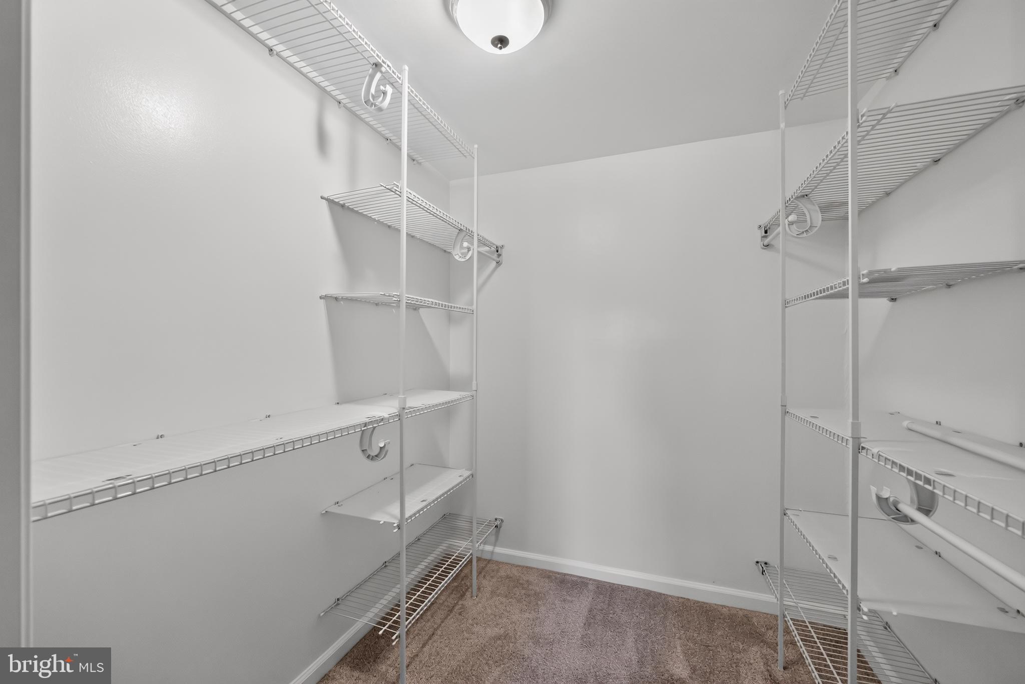 SUMMIT TRACE - Residential
