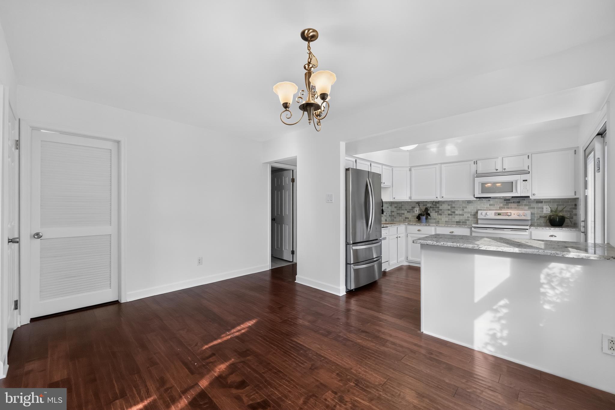 SUMMIT TRACE - Residential
