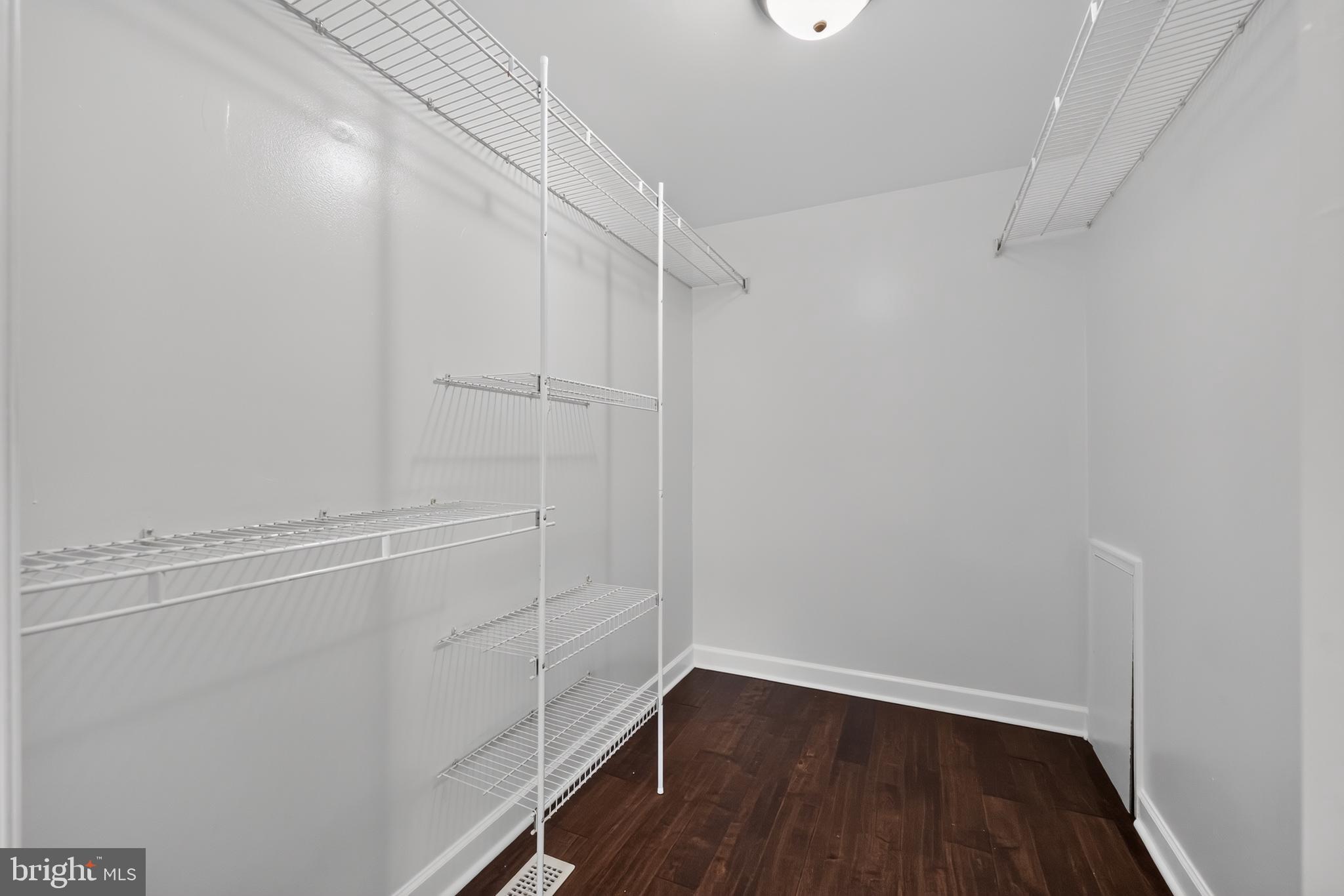 SUMMIT TRACE - Residential