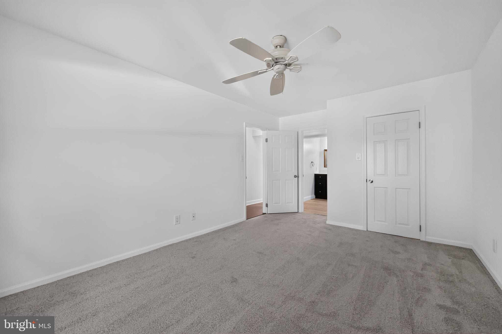 SUMMIT TRACE - Residential