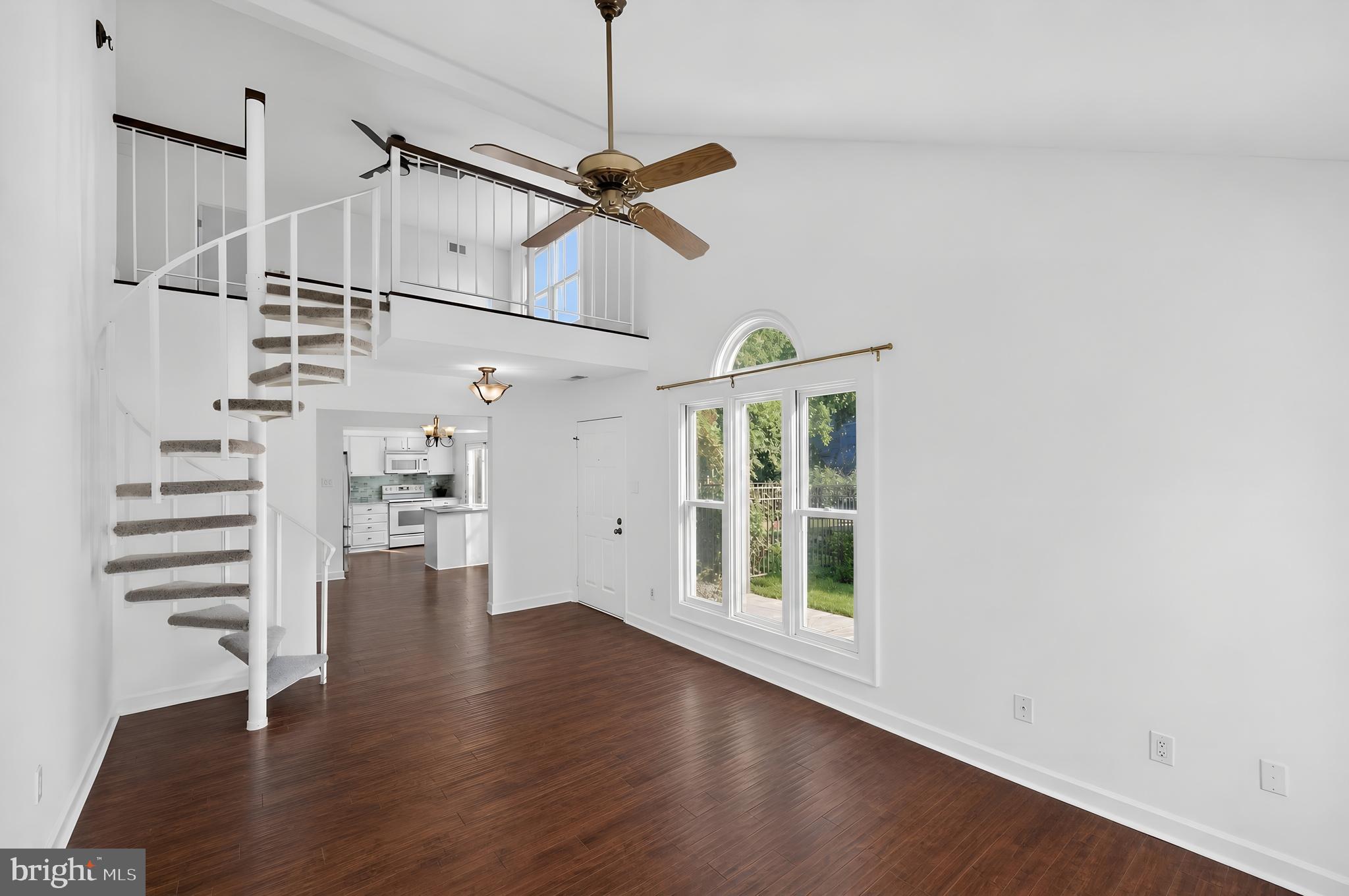 SUMMIT TRACE - Residential