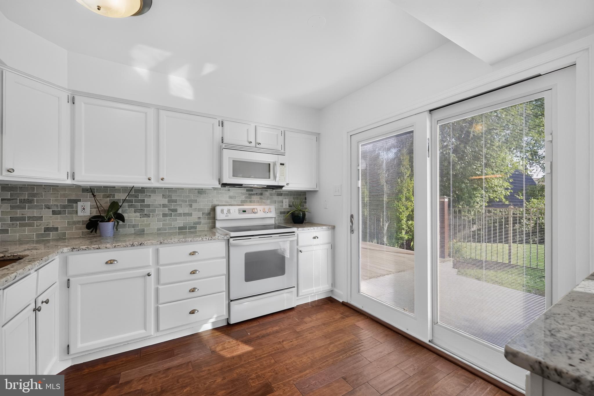 SUMMIT TRACE - Residential