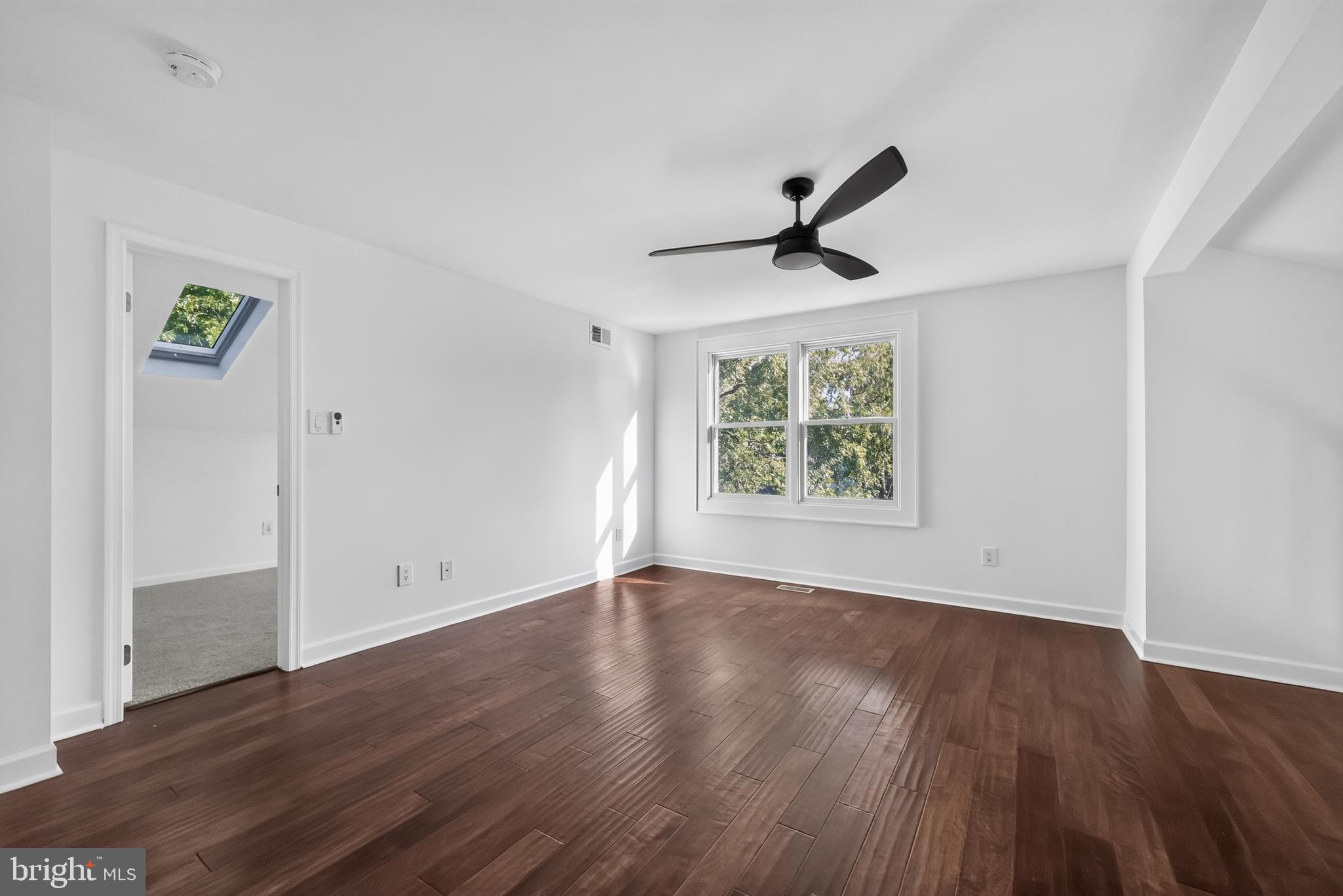 SUMMIT TRACE - Residential