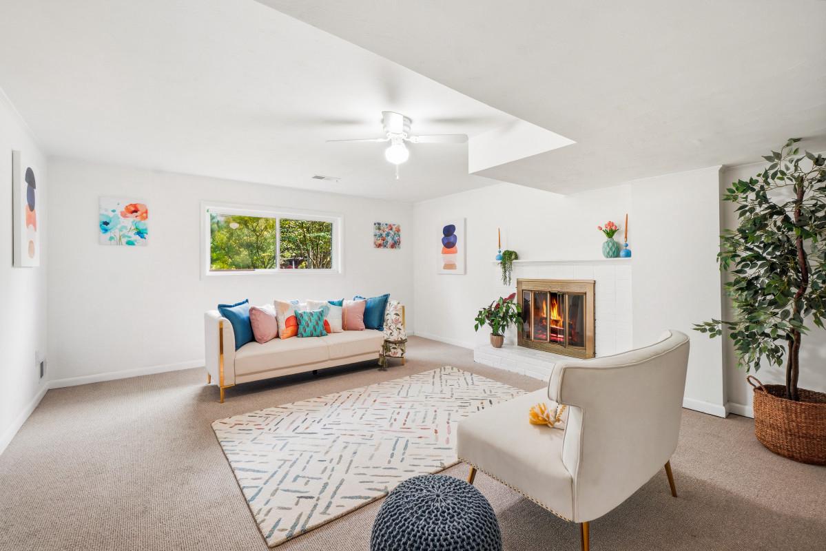 ASPEN HILL PARK - Residential