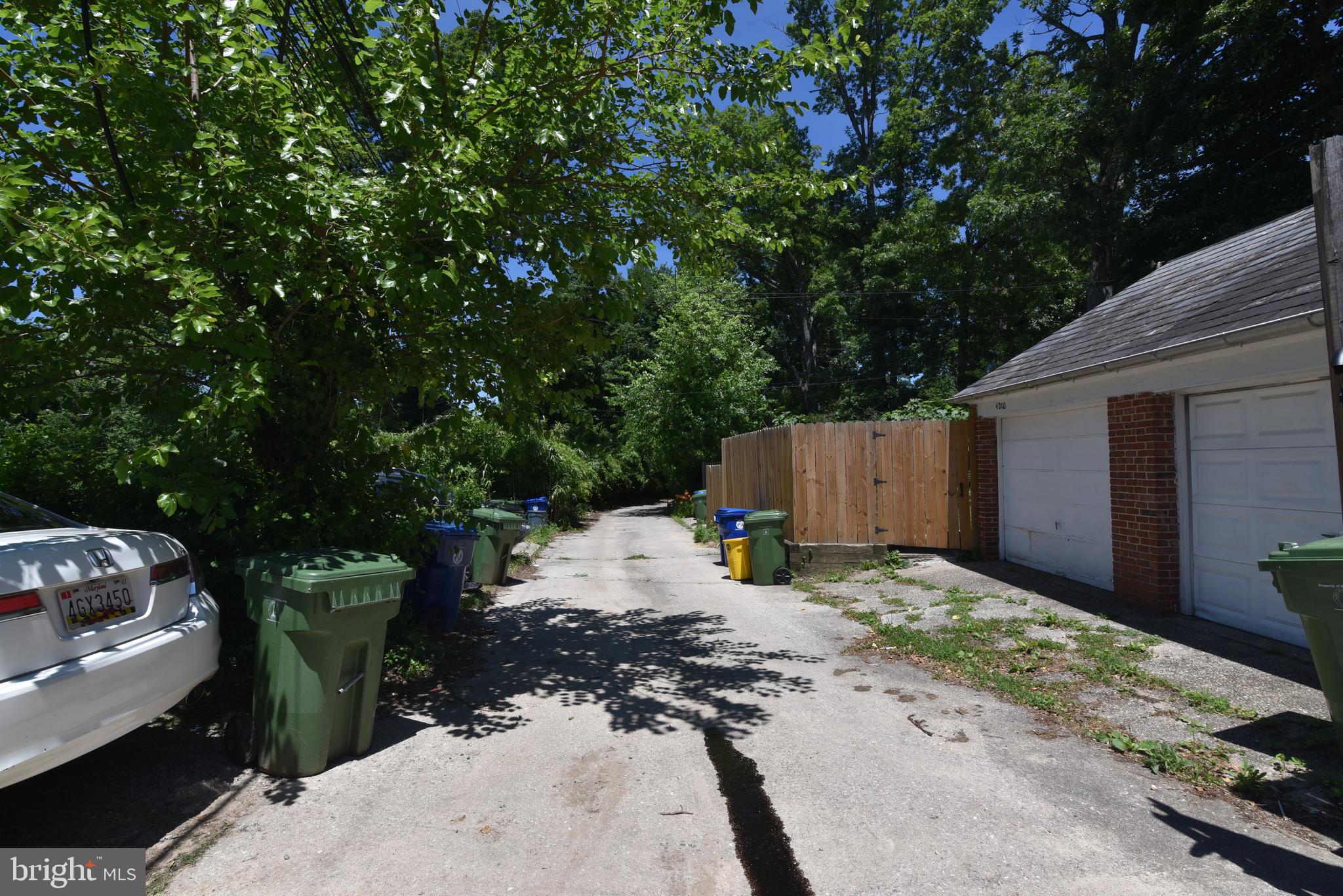 ORIGINAL NORTHWOOD - Residential