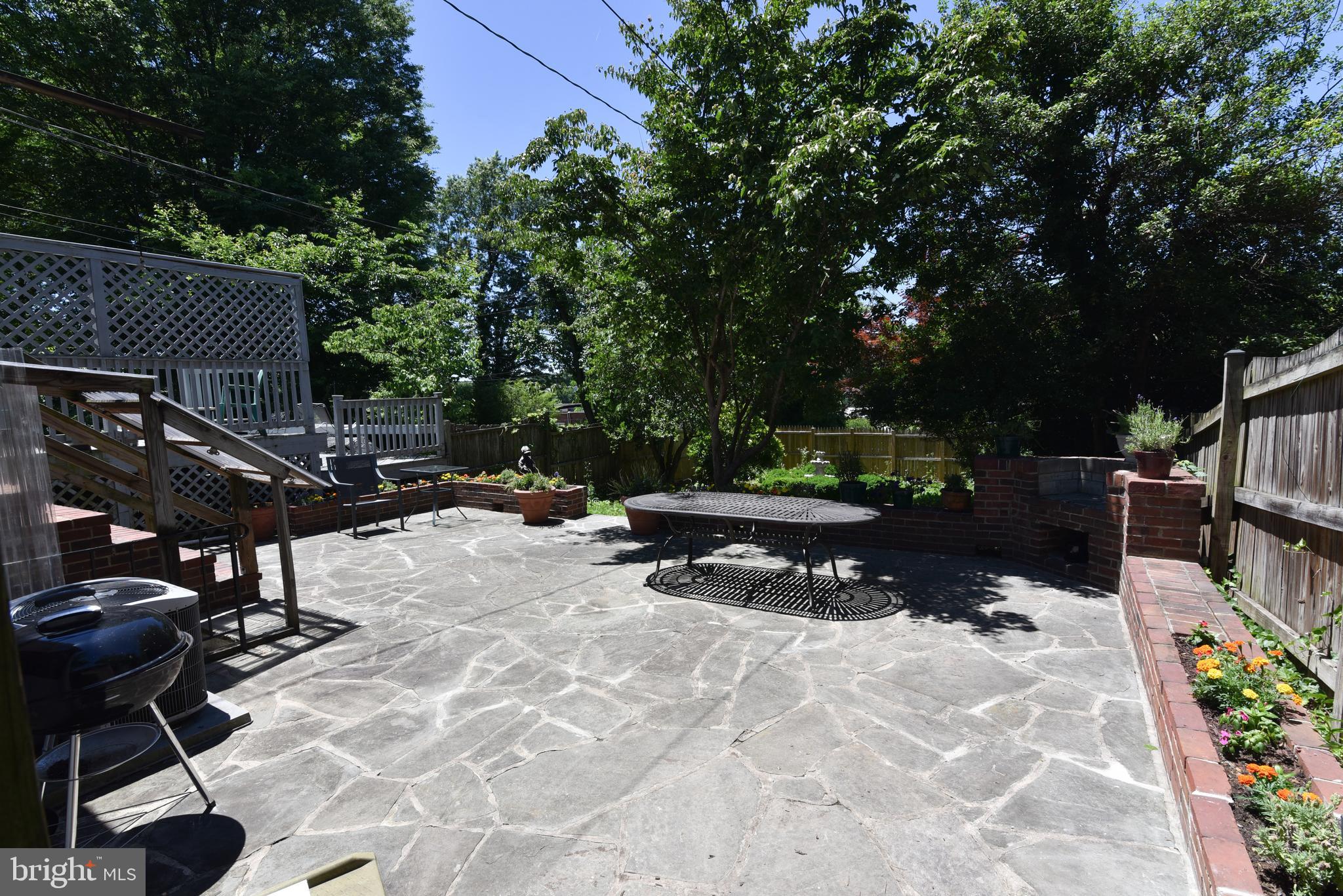 ORIGINAL NORTHWOOD - Residential