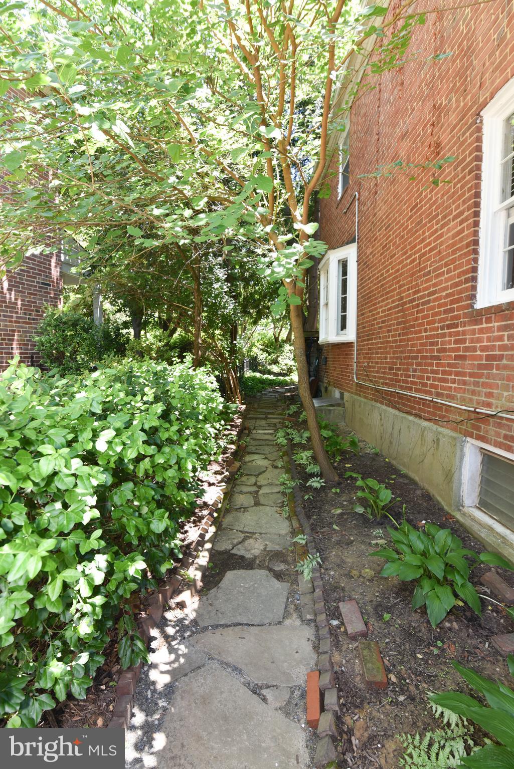 ORIGINAL NORTHWOOD - Residential