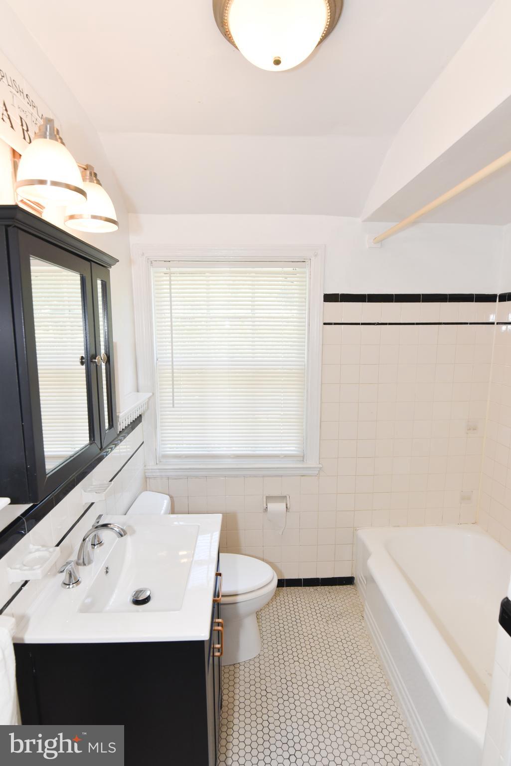 ORIGINAL NORTHWOOD - Residential
