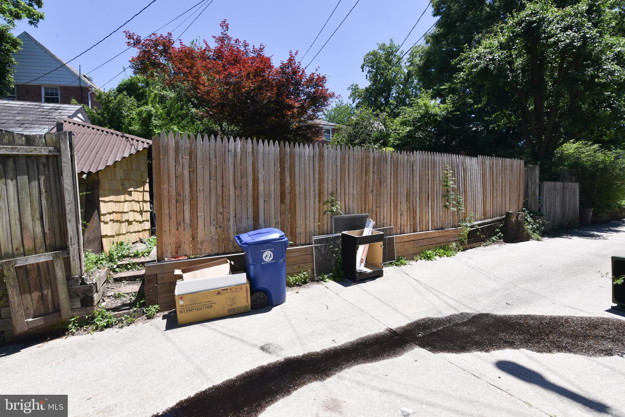 ORIGINAL NORTHWOOD - Residential